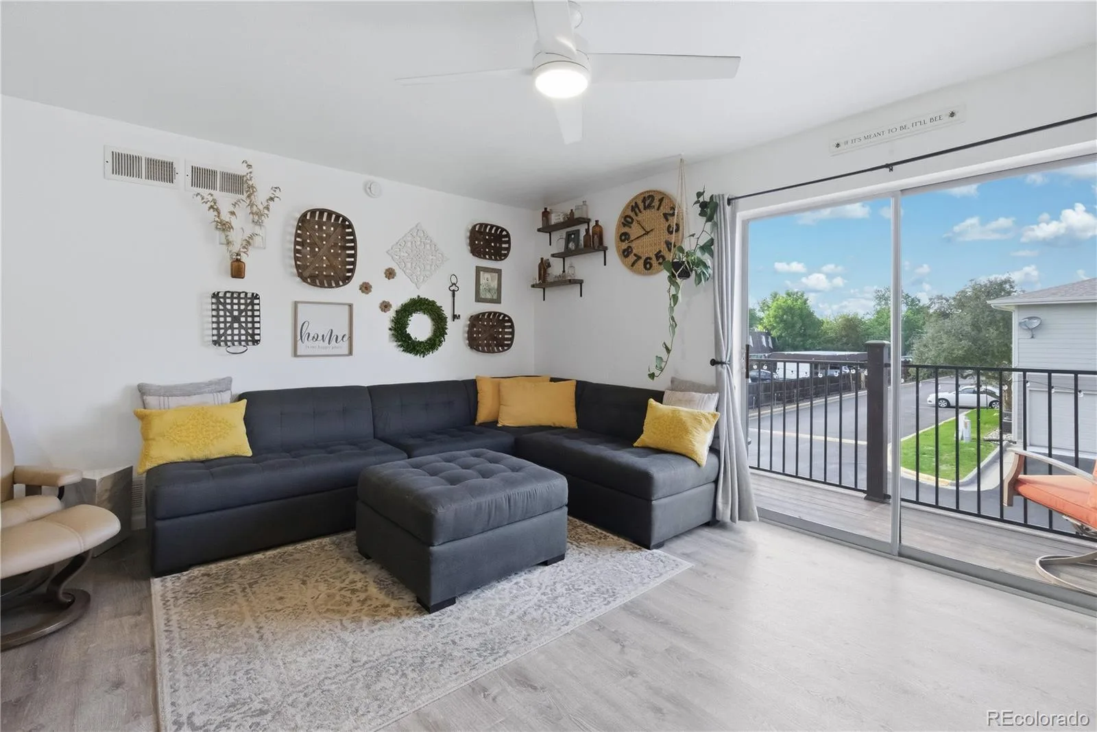 1250 S Monaco Street Parkway #12 Denver CO 80224 | MLS #REC8018978 08242026230458 1600 9