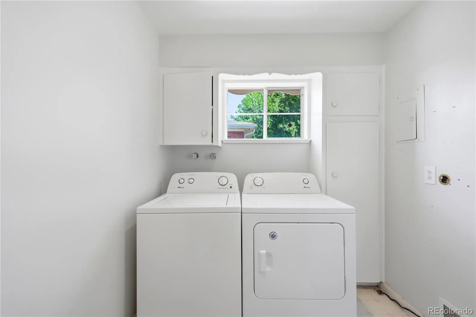 361 Newark Street Aurora CO 80010 MLS #REC8024613 07092026215729 1600 27