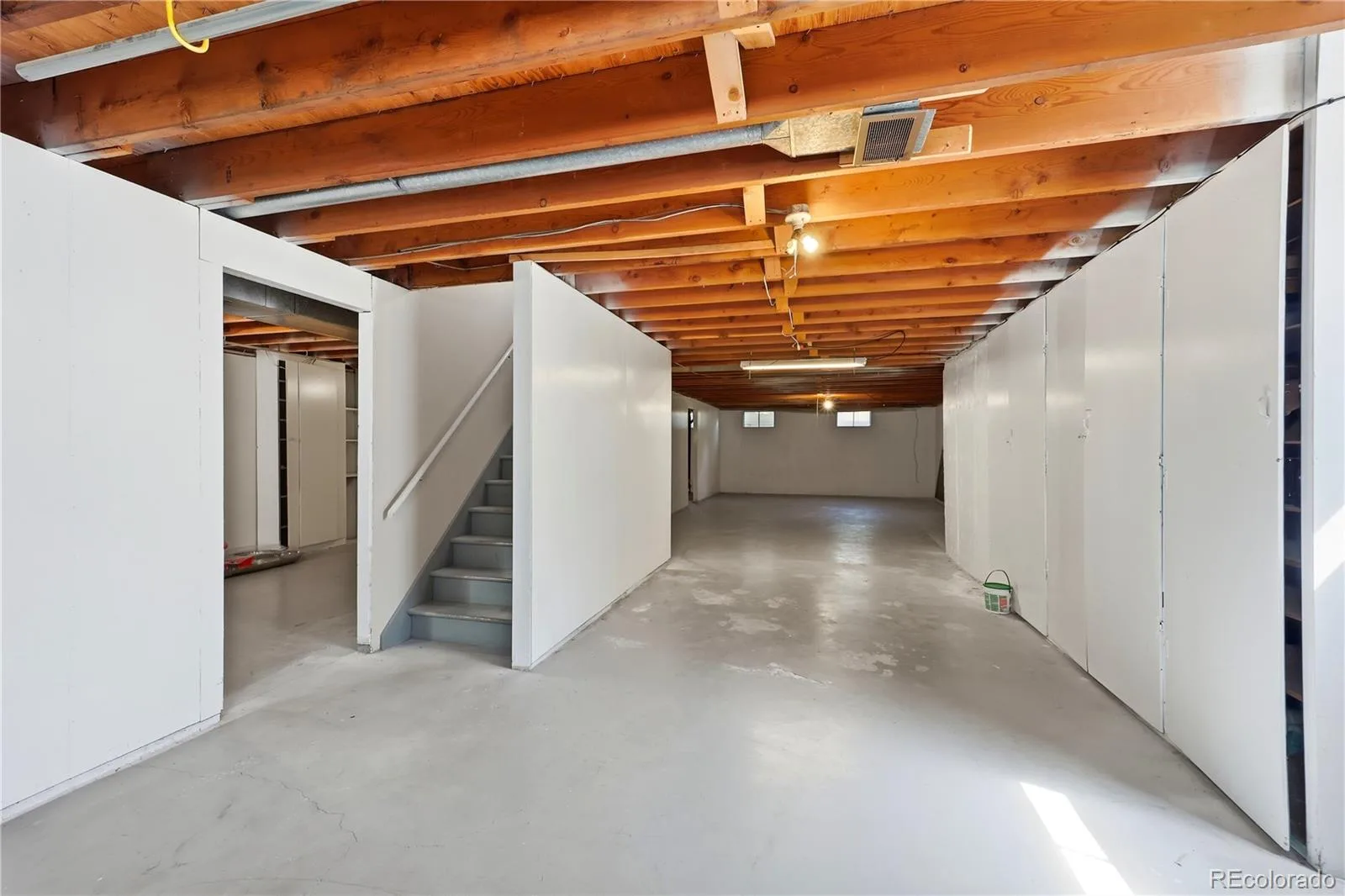 361 Newark Street Aurora CO 80010 MLS #REC8024613 07092026215729 1600 39