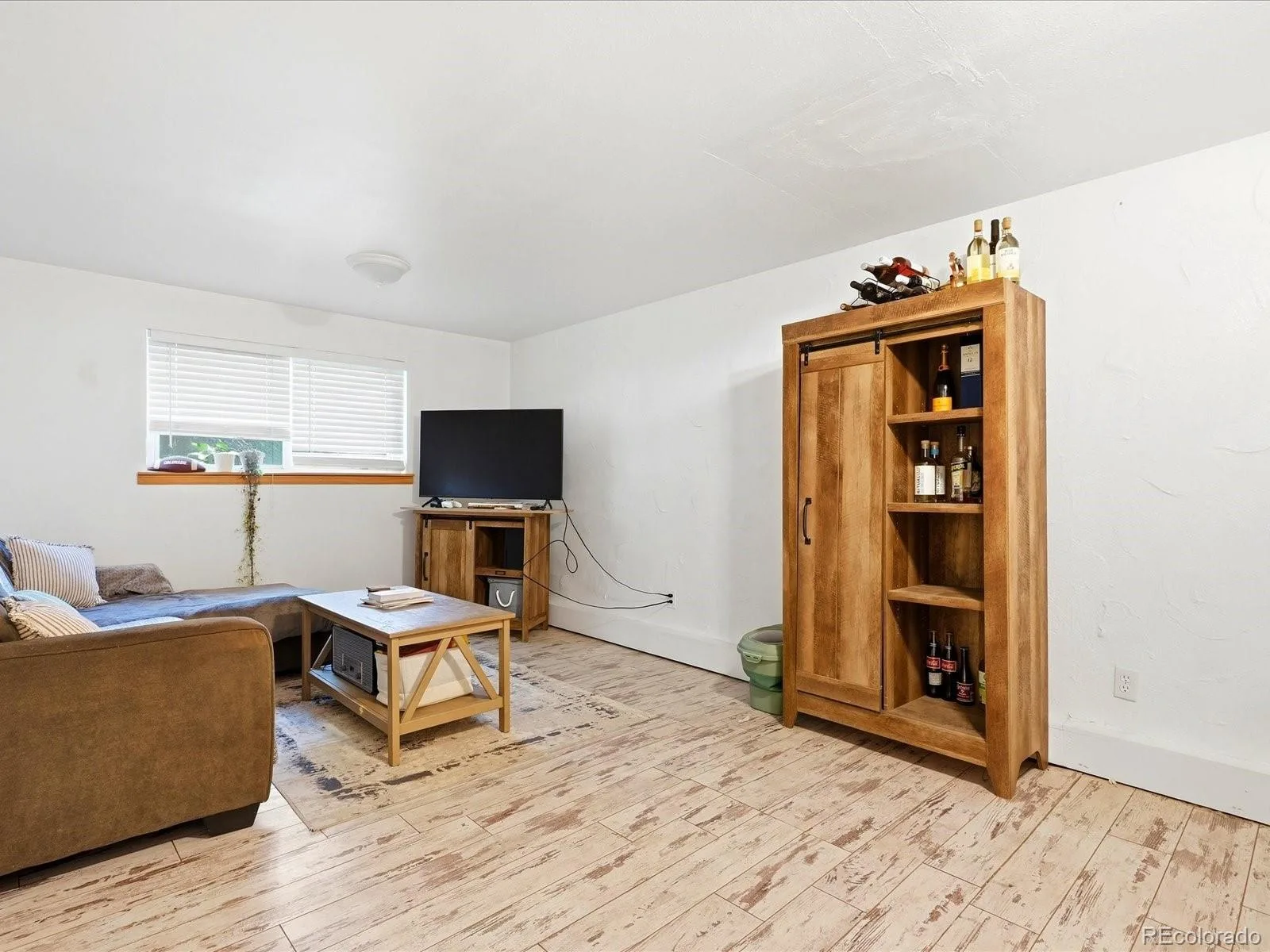 205 Tucson Street Aurora CO 80011 | MLS #REC8025150 09262026025602 1600 23