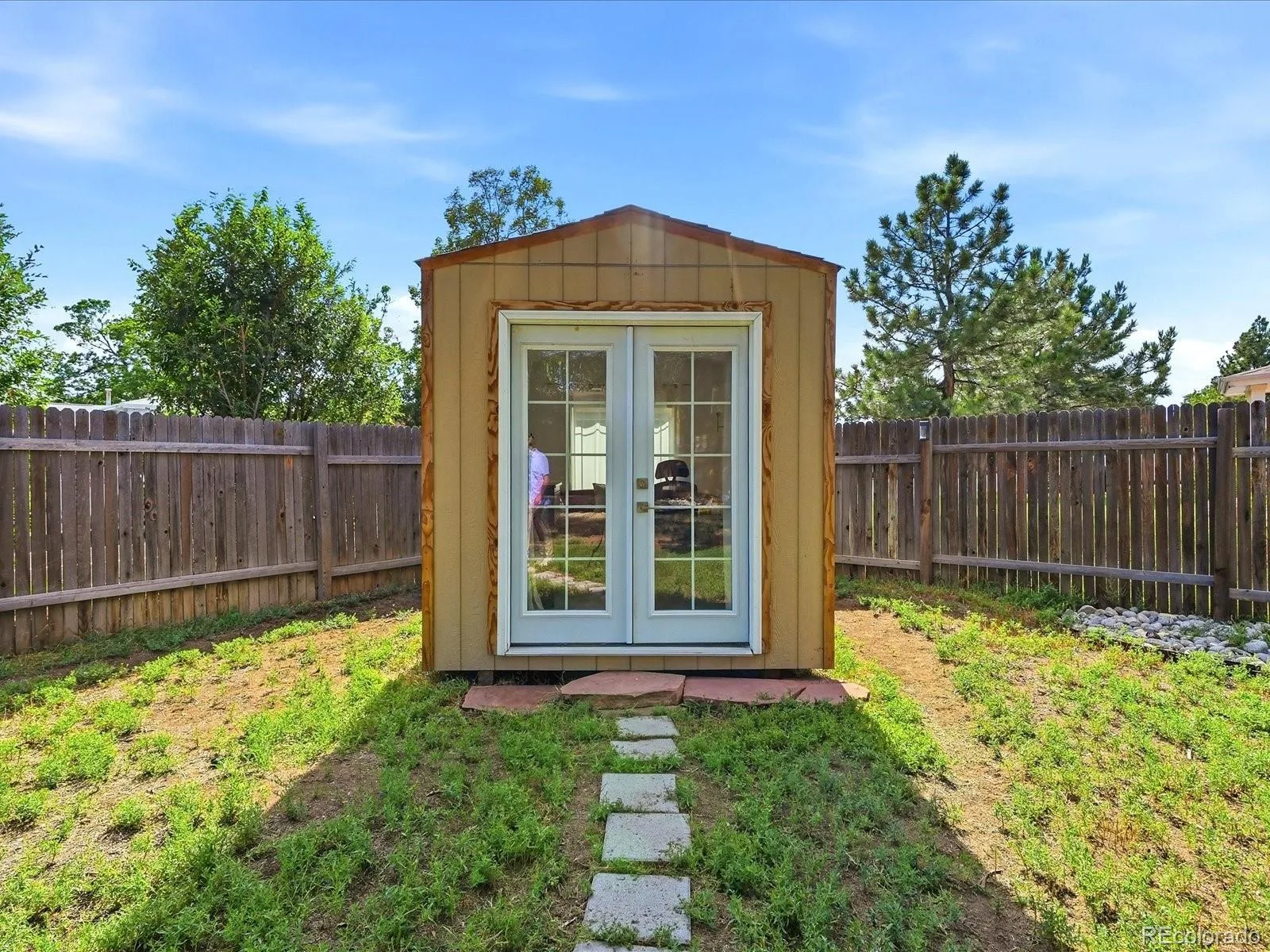 205 Tucson Street Aurora CO 80011 | MLS #REC8025150 09262026025602 1600 33