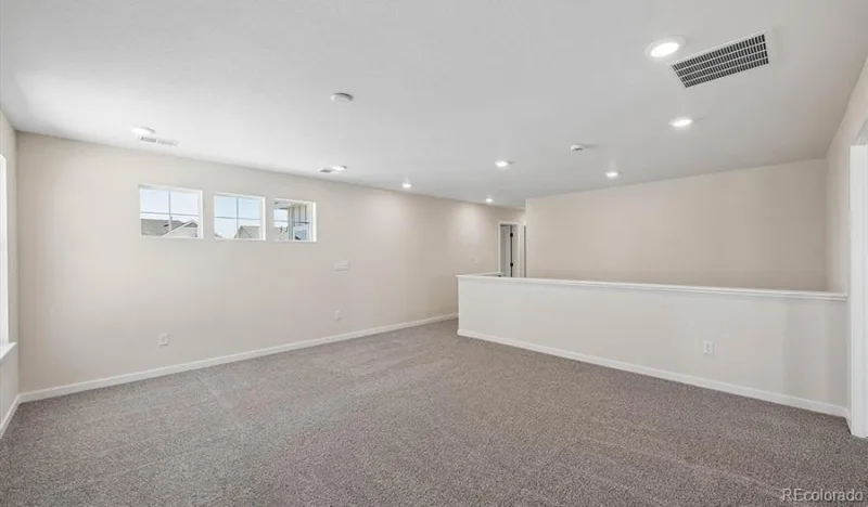 2131 S Irvington Street Aurora CO 80018 | MLS #REC8025949 08252026174555 800 15