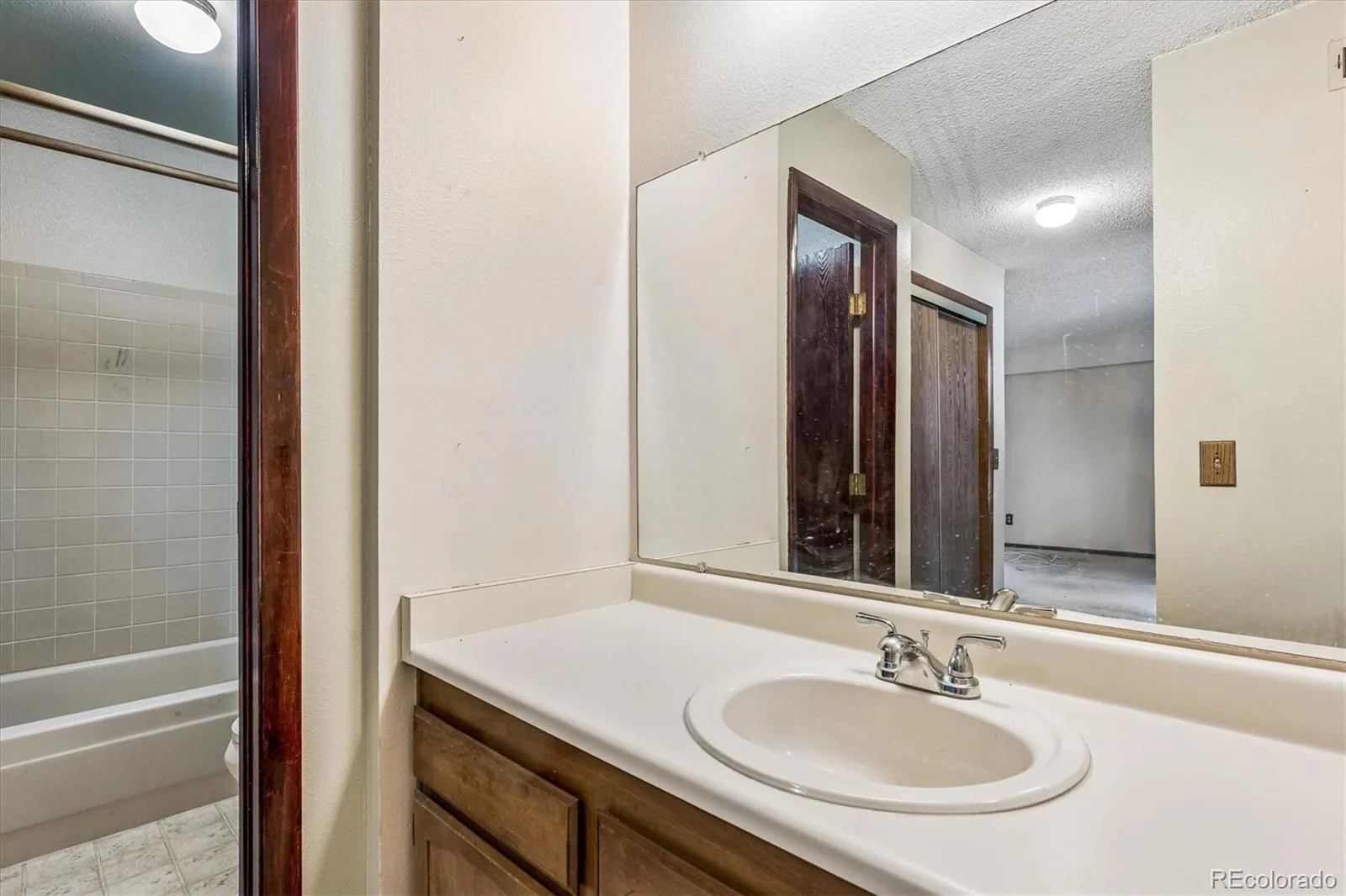 14465 E 1st Drive #A7 Aurora CO 80011 | MLS #REC8027645 08182026154545 1600 15