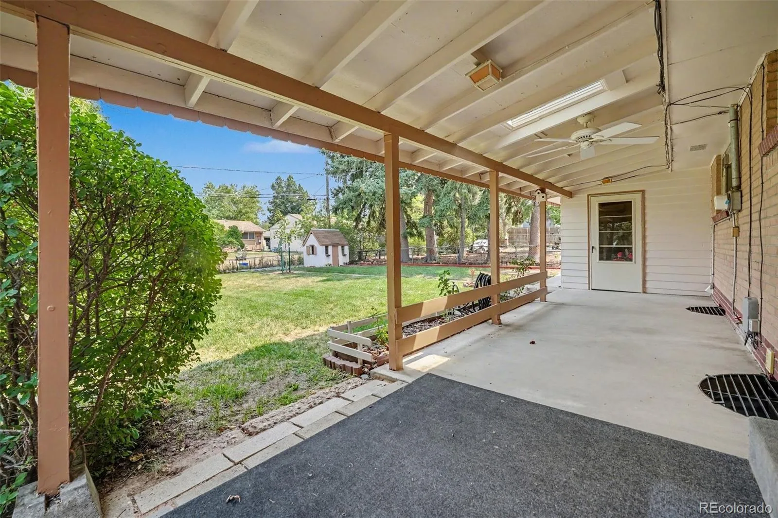 6644 S Penrose Court Centennial CO 80121 | MLS #REC8031277 08052026224617 1600 18