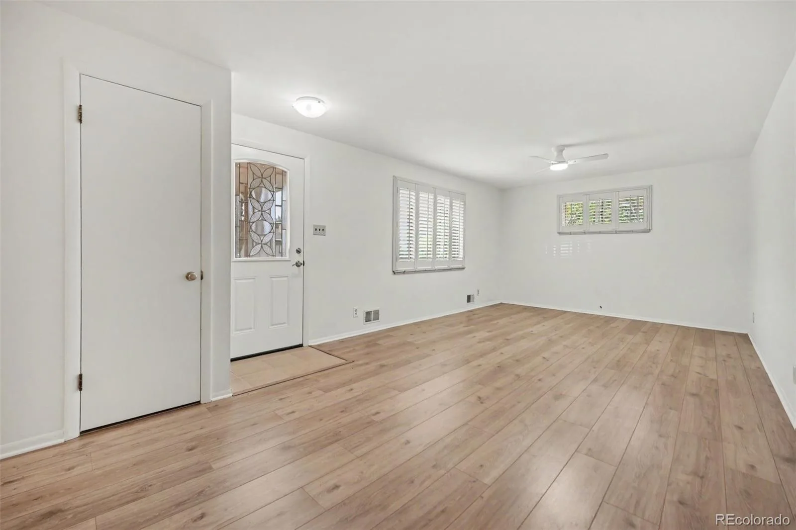6644 S Penrose Court Centennial CO 80121 | MLS #REC8031277 08052026224617 1600 2
