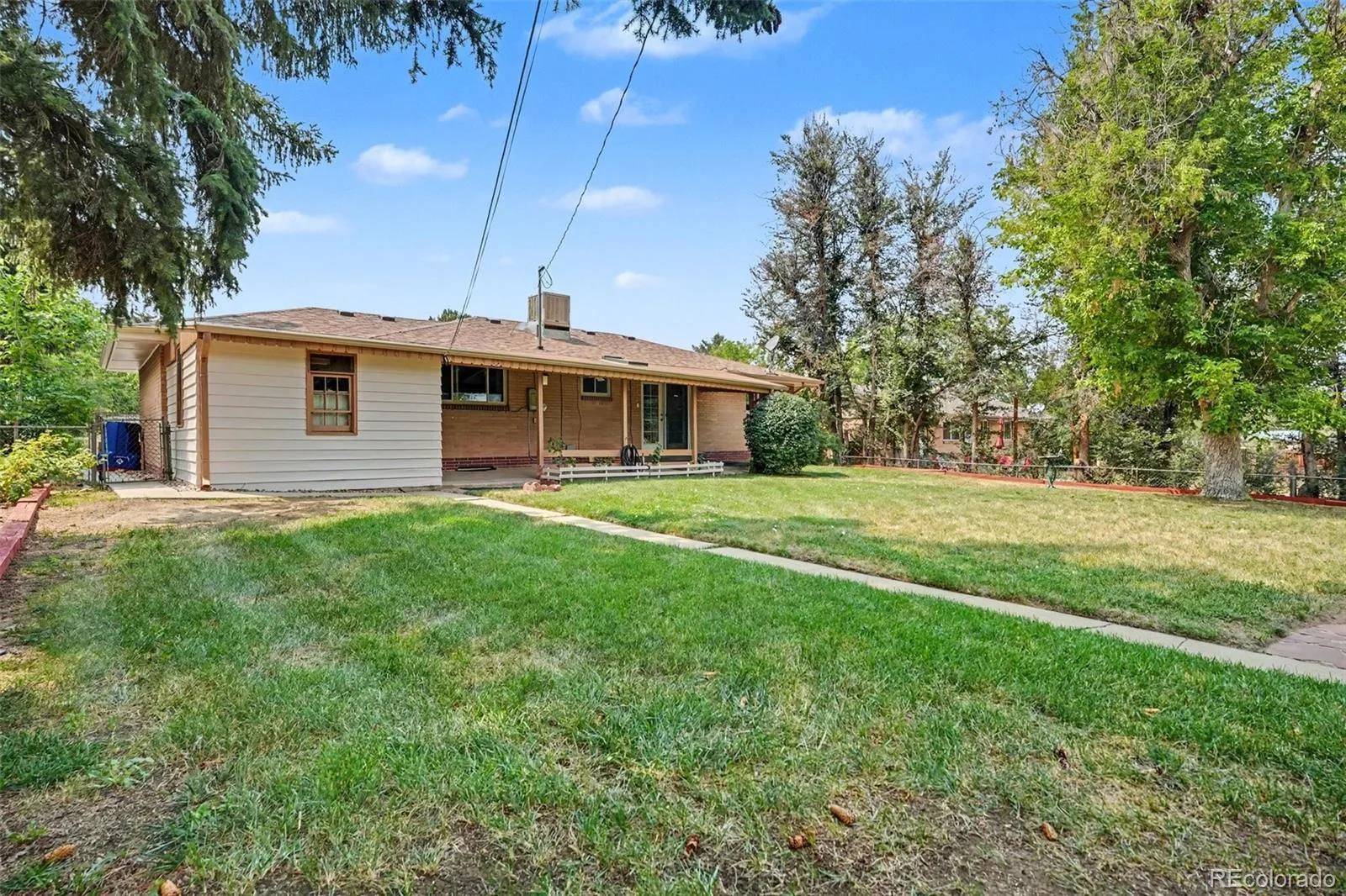 6644 S Penrose Court Centennial CO 80121 | MLS #REC8031277 08052026224617 1600 20