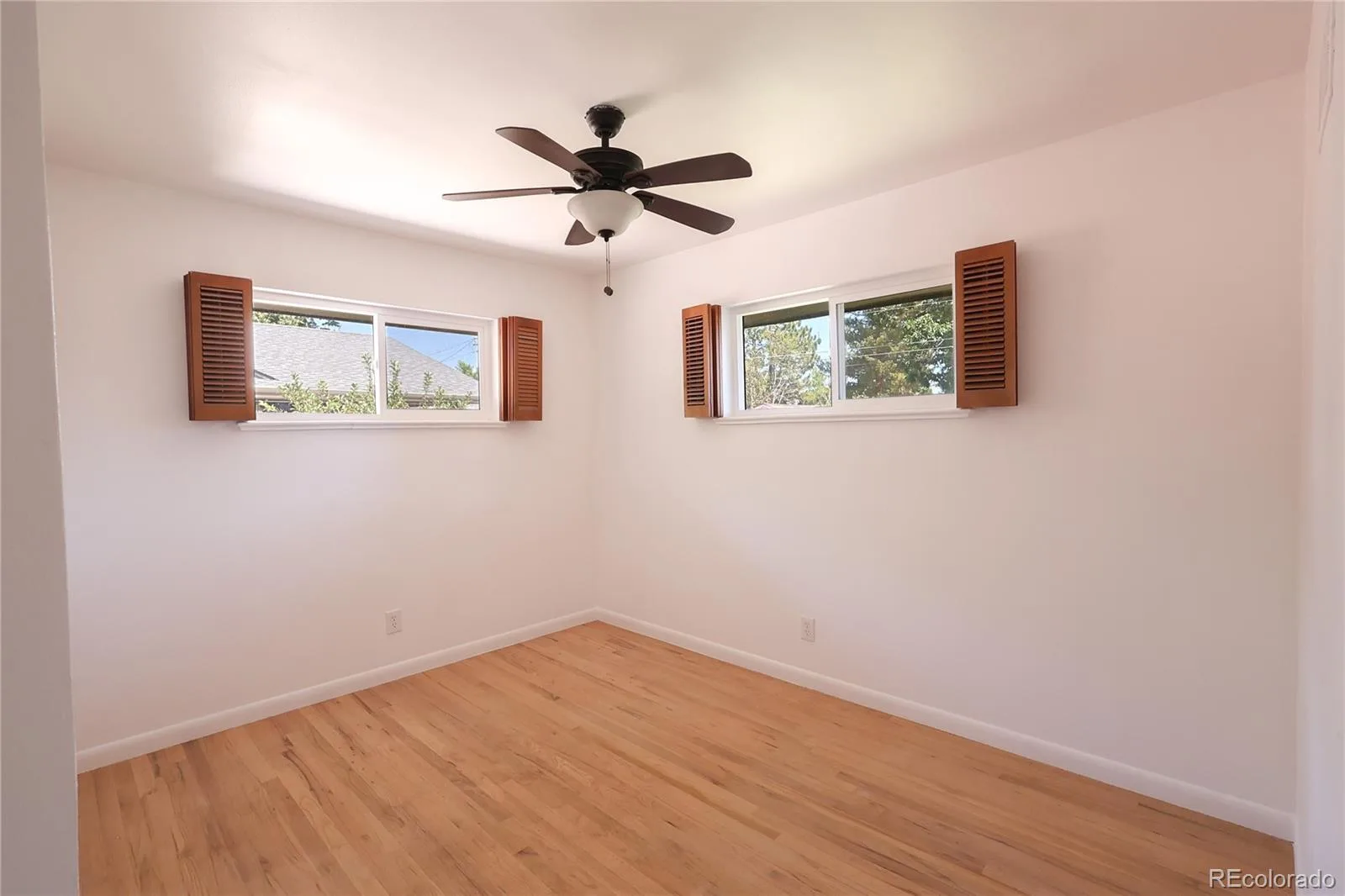 5740 S Fox Street Littleton CO 80120 | MLS #REC8034053 07242026205426 1600 12