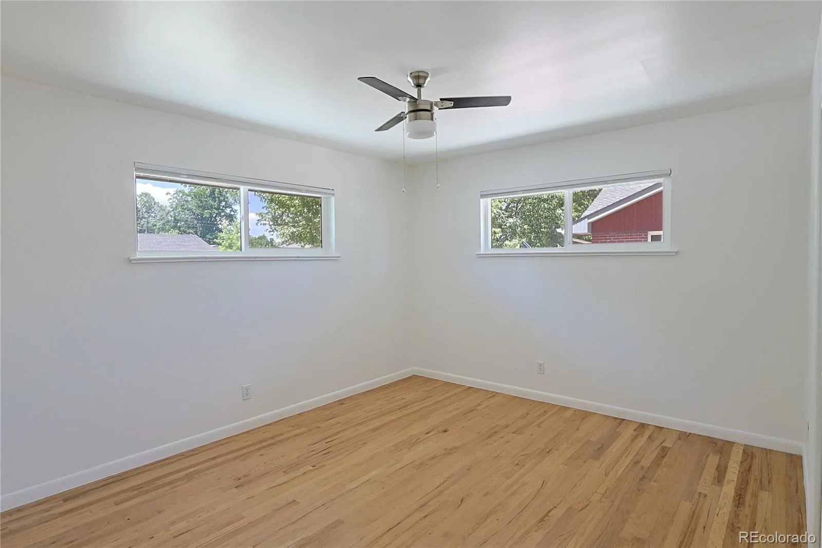 5740 S Fox Street Littleton CO 80120 | MLS #REC8034053 07242026205426 1600 13