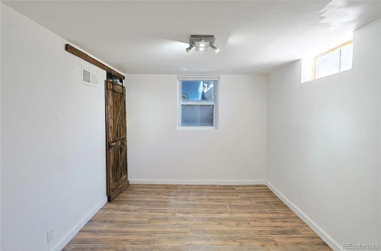 5740 S Fox Street Littleton CO 80120 | MLS #REC8034053 07242026205426 1600 9