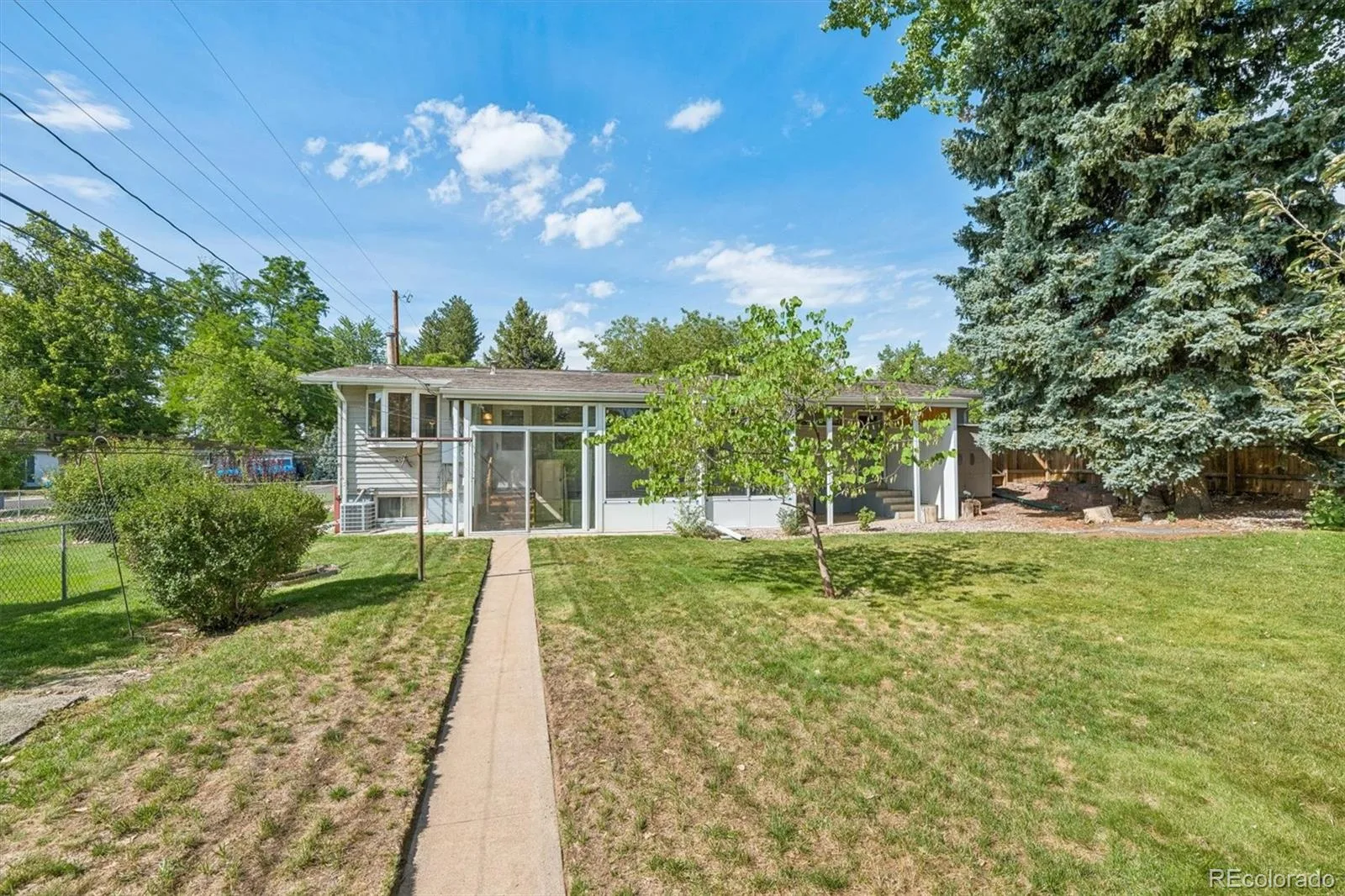 1662 W Lake Place Littleton CO 80120 | MLS #REC8036274 08202026164434 1600 25