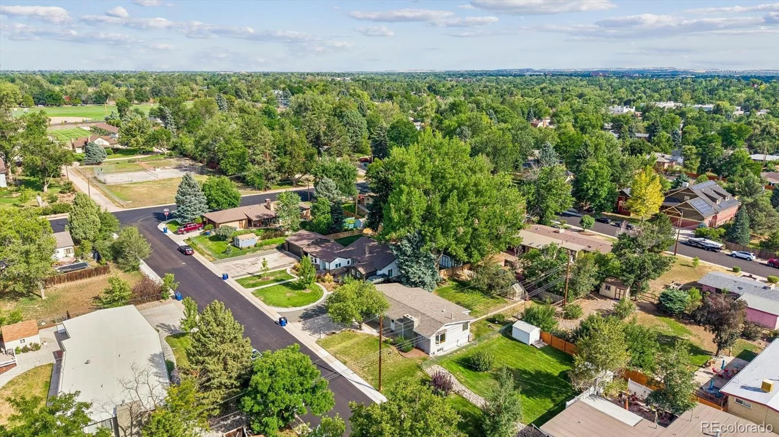 1662 W Lake Place Littleton CO 80120 | MLS #REC8036274 08202026164434 1600 34