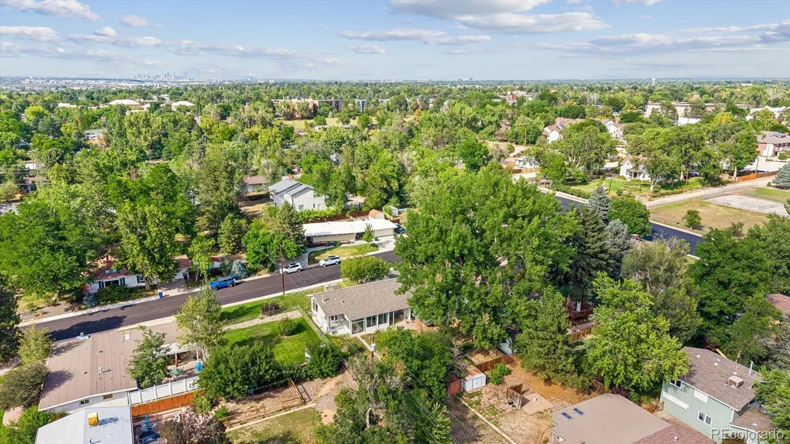 1662 W Lake Place Littleton CO 80120 | MLS #REC8036274 08202026164434 1600 36