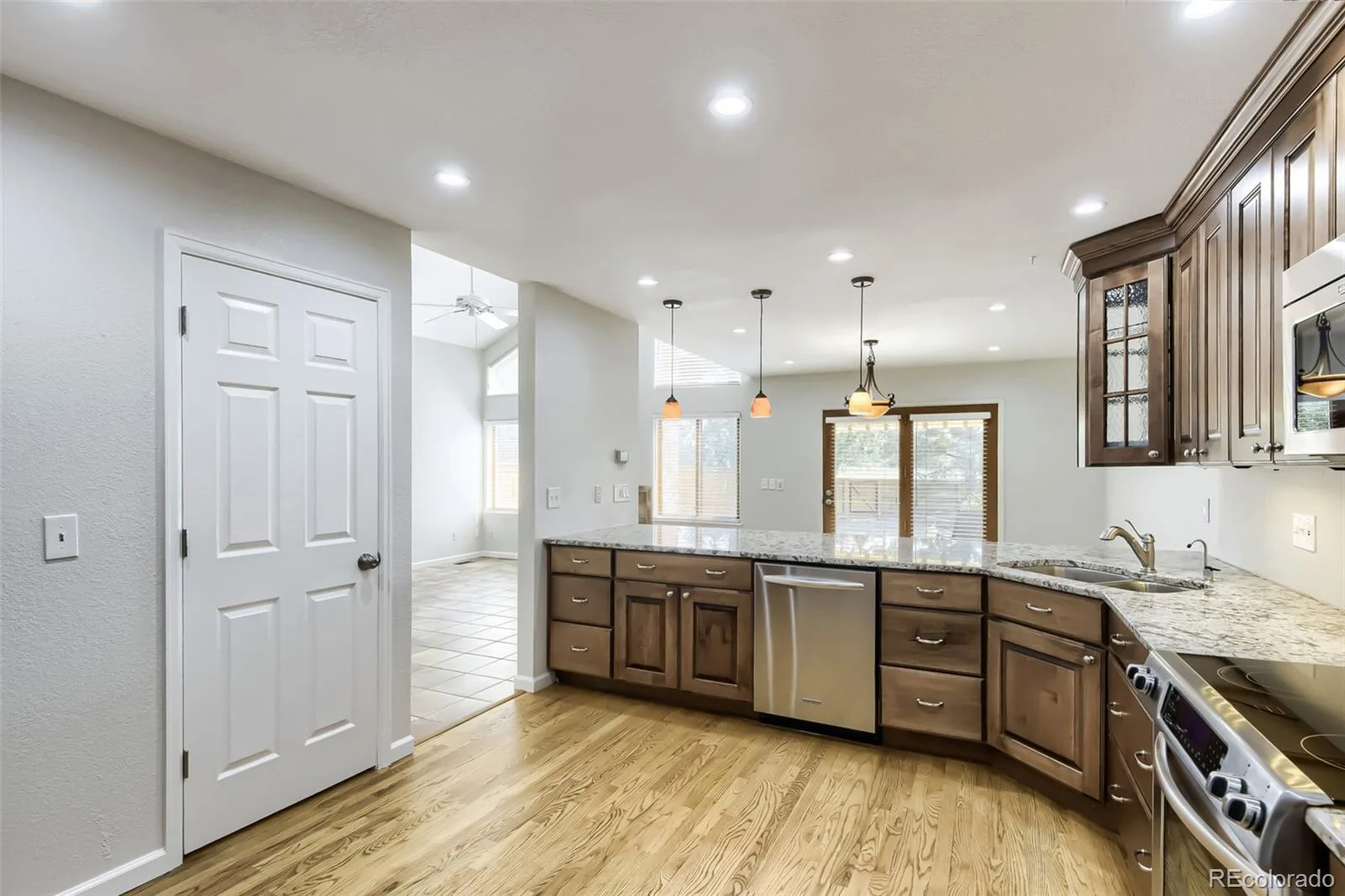 6393 S Jackson Street Littleton CO 80121 | MLS #REC8036653 06262026022457 1600 11