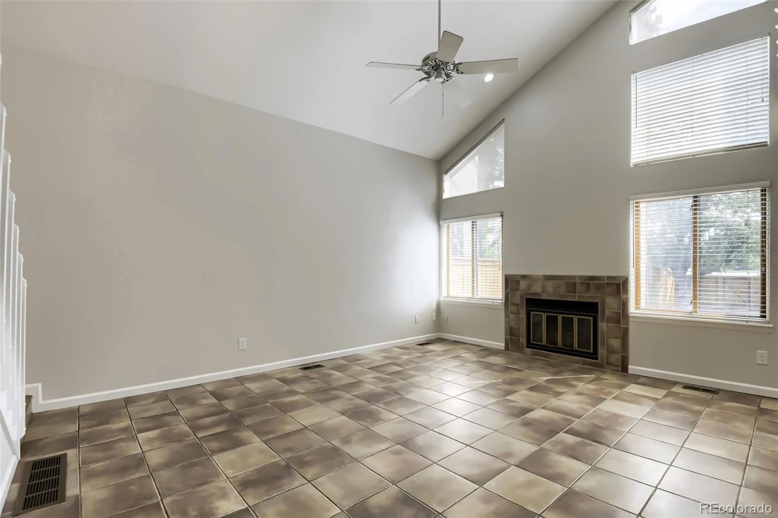 6393 S Jackson Street Littleton CO 80121 | MLS #REC8036653 06262026022457 1600 2
