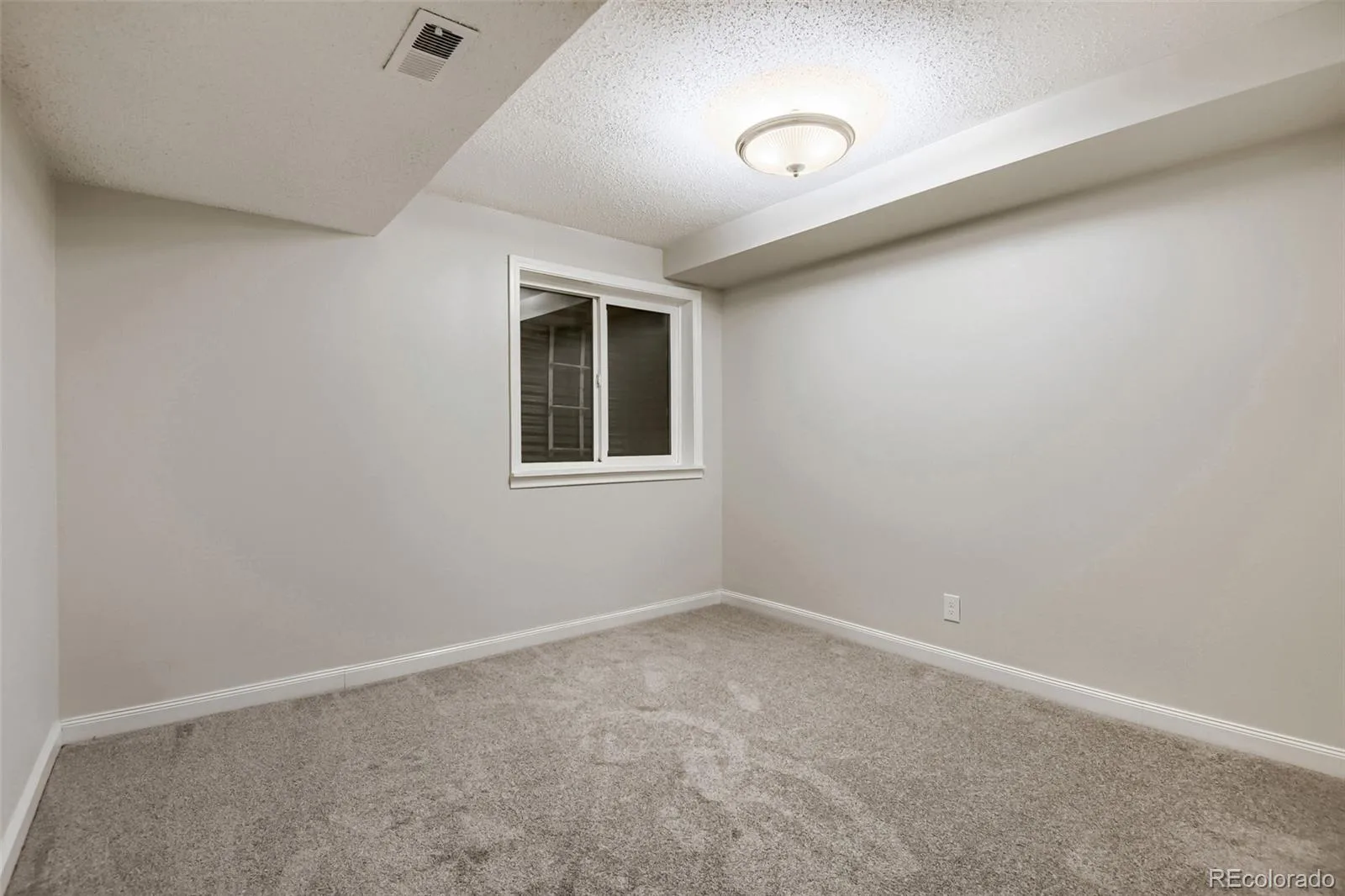 6393 S Jackson Street Littleton CO 80121 | MLS #REC8036653 06262026022457 1600 28