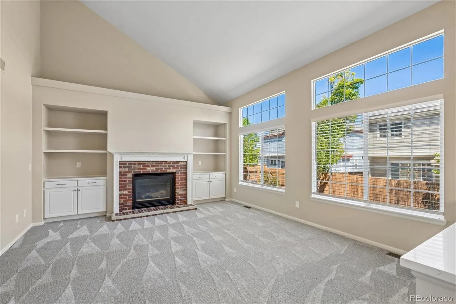 20431 E Union Circle Aurora CO 80015 MLS #REC8036914 05132026225307 1600 2