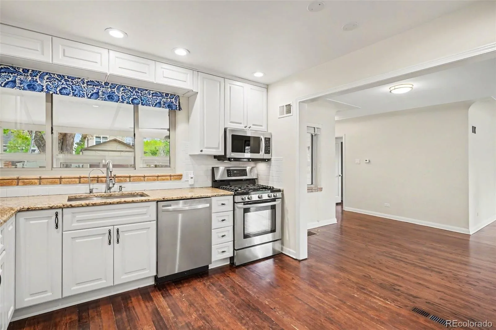 1201 S Clayton Street Denver CO 80210 MLS #REC8037603 05072026190557 1600 13