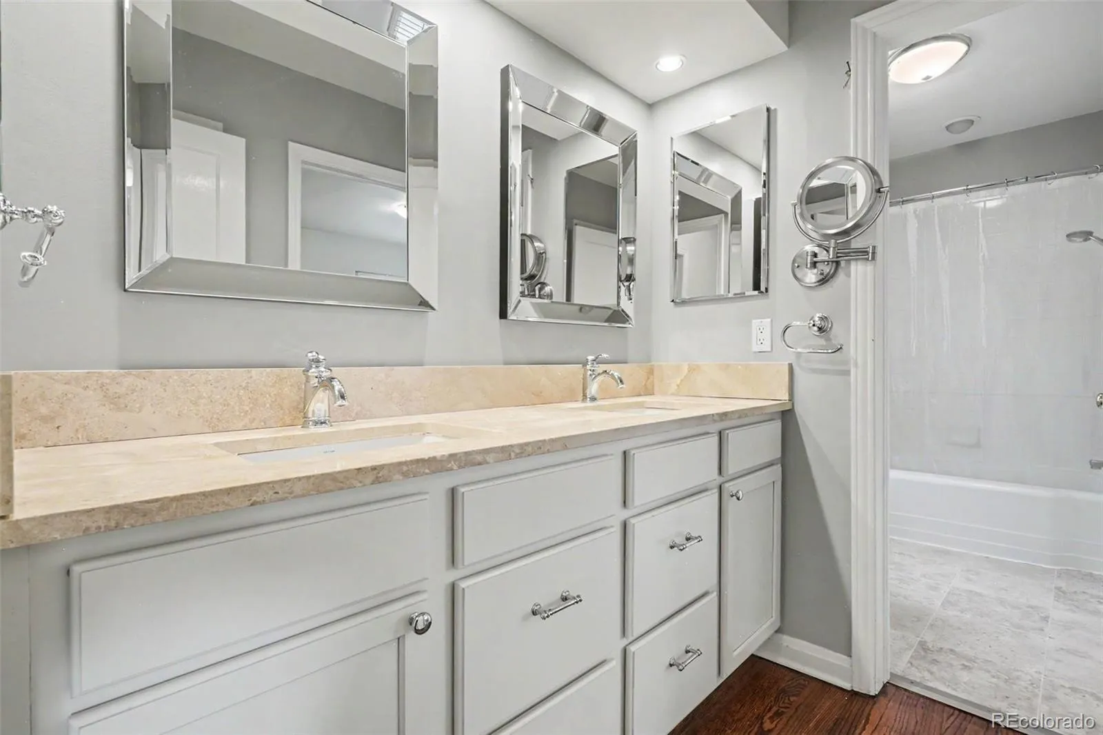 1201 S Clayton Street Denver CO 80210 MLS #REC8037603 05072026190557 1600 15