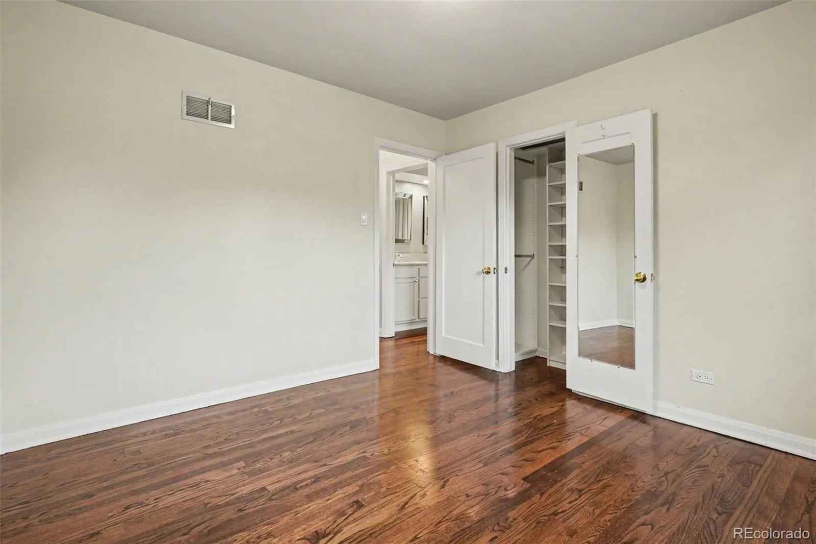 1201 S Clayton Street Denver CO 80210 MLS #REC8037603 05072026190557 1600 16