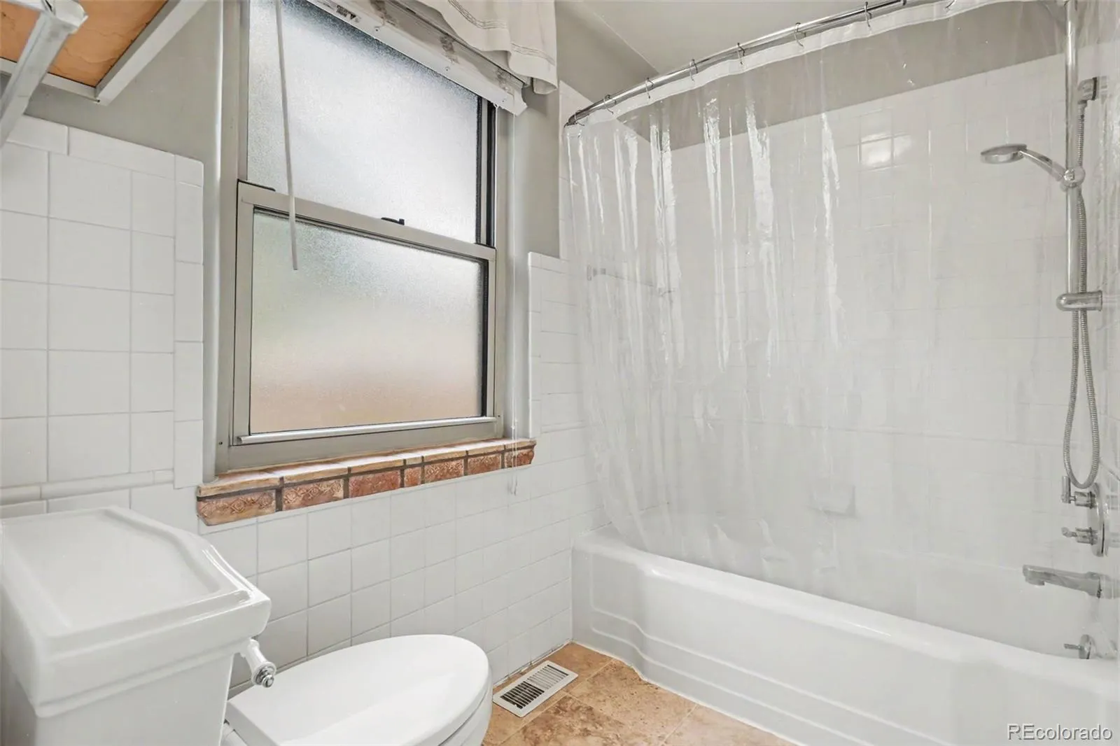 1201 S Clayton Street Denver CO 80210 MLS #REC8037603 05072026190557 1600 27