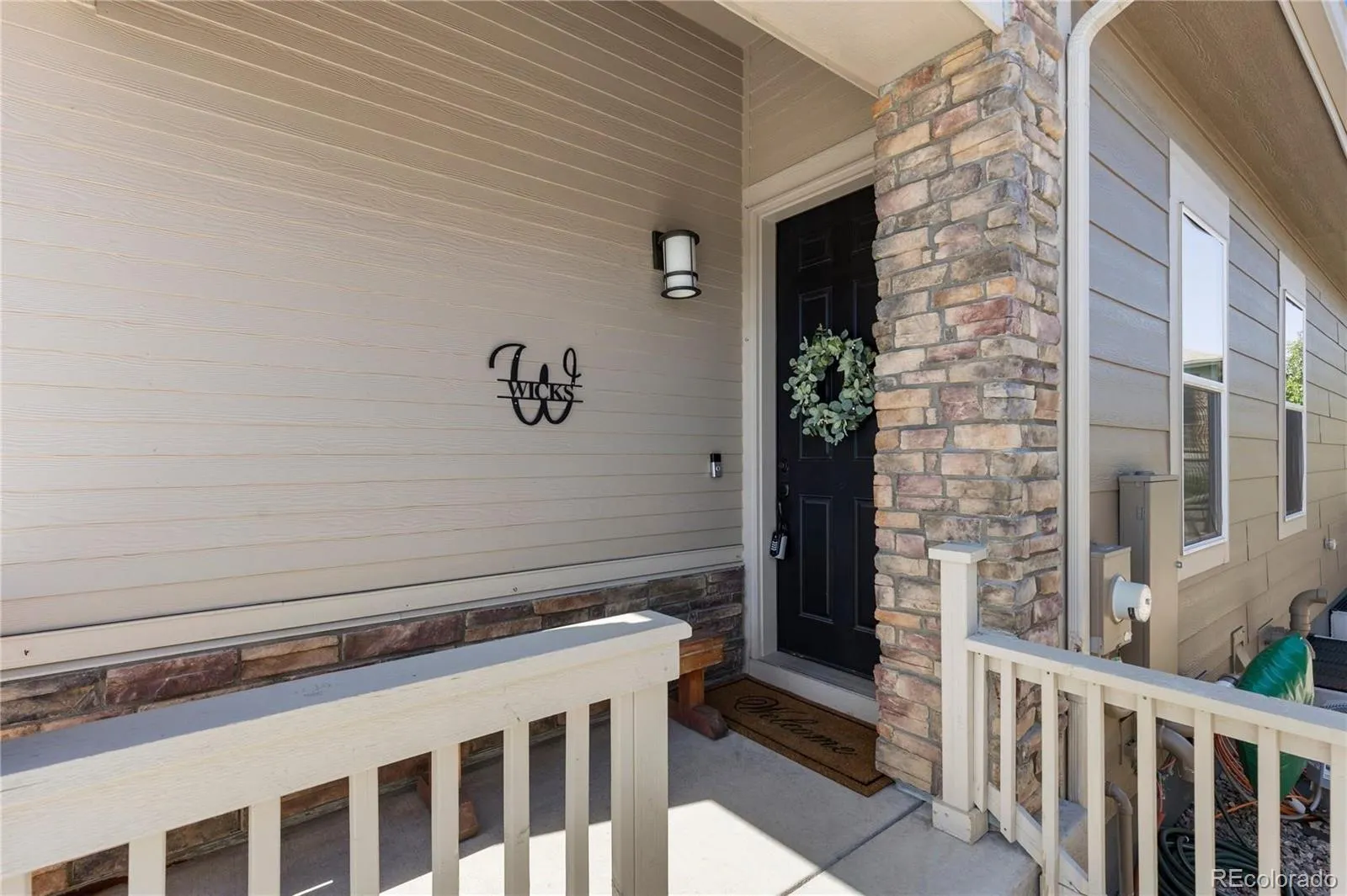 1954 Canyonpoint Lane Castle Pines CO 80108 MLS #REC8037743 05192026011550 1600 43