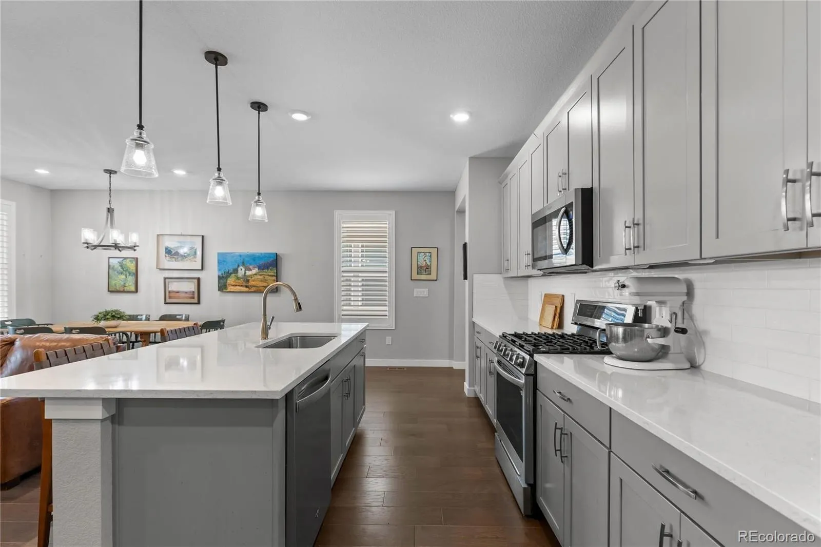 1954 Canyonpoint Lane Castle Pines CO 80108 MLS #REC8037743 05192026011550 1600 5