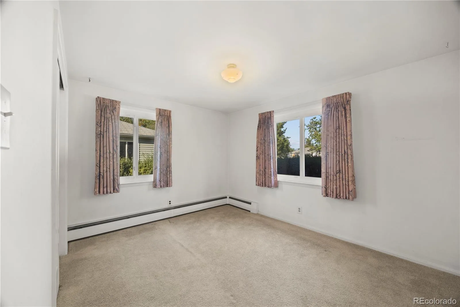 1043 Geneva Street Aurora CO 80010 | MLS #REC8037881 10072026185027 1600 15