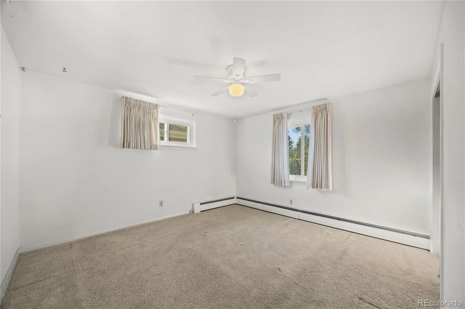 1043 Geneva Street Aurora CO 80010 | MLS #REC8037881 10072026185027 1600 20
