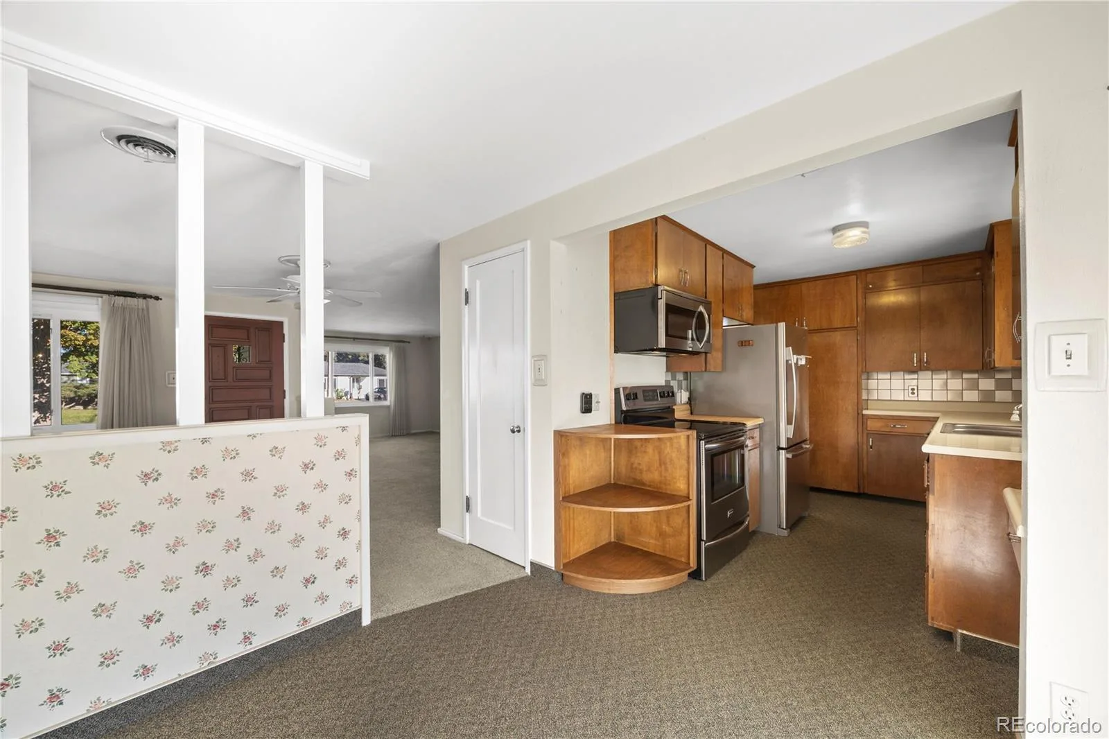 1043 Geneva Street Aurora CO 80010 | MLS #REC8037881 10072026185027 1600 8