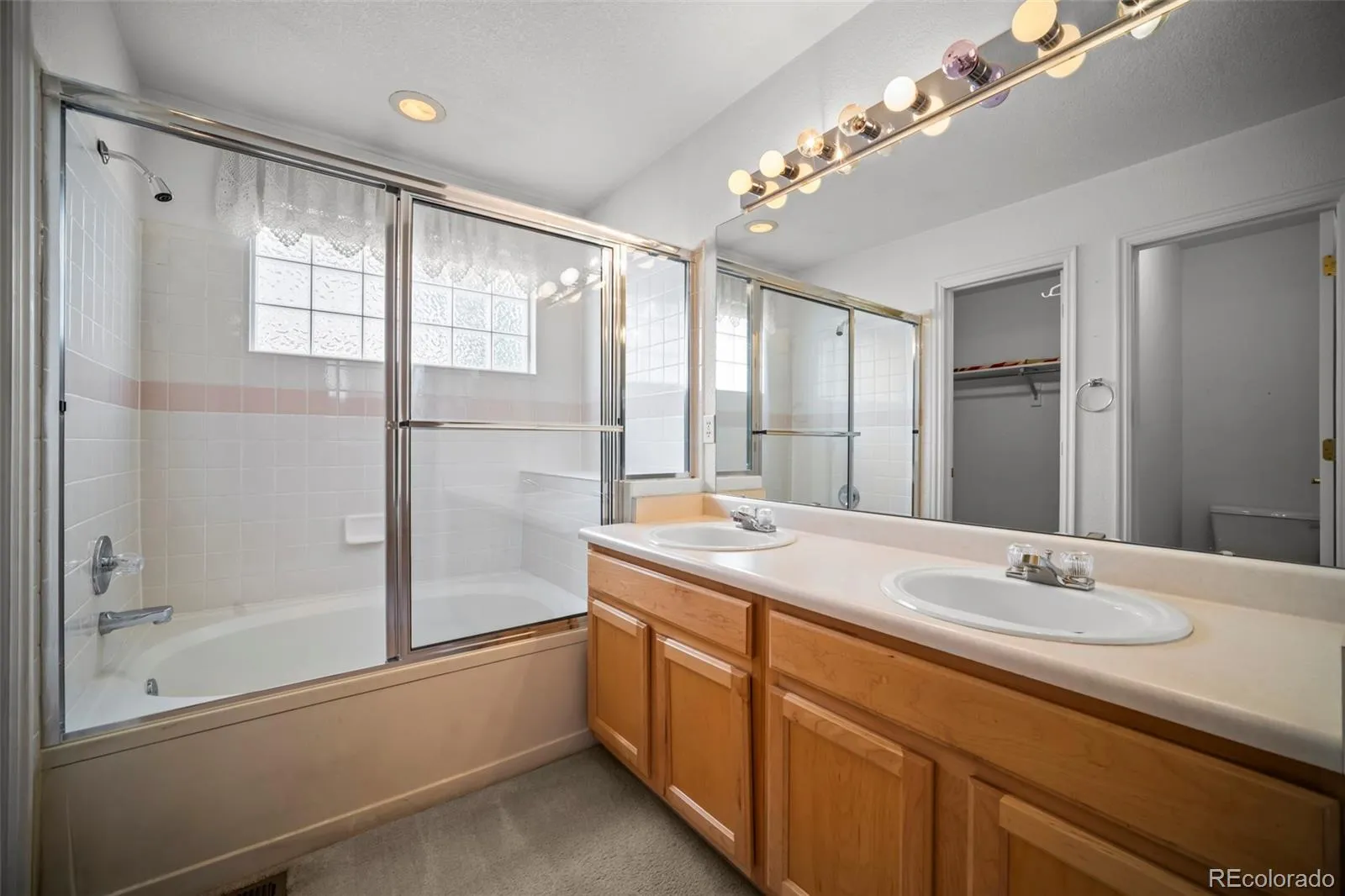 2871 Elaine Drive Broomfield CO 80020 MLS #REC8038642 05282026024431 1600 22