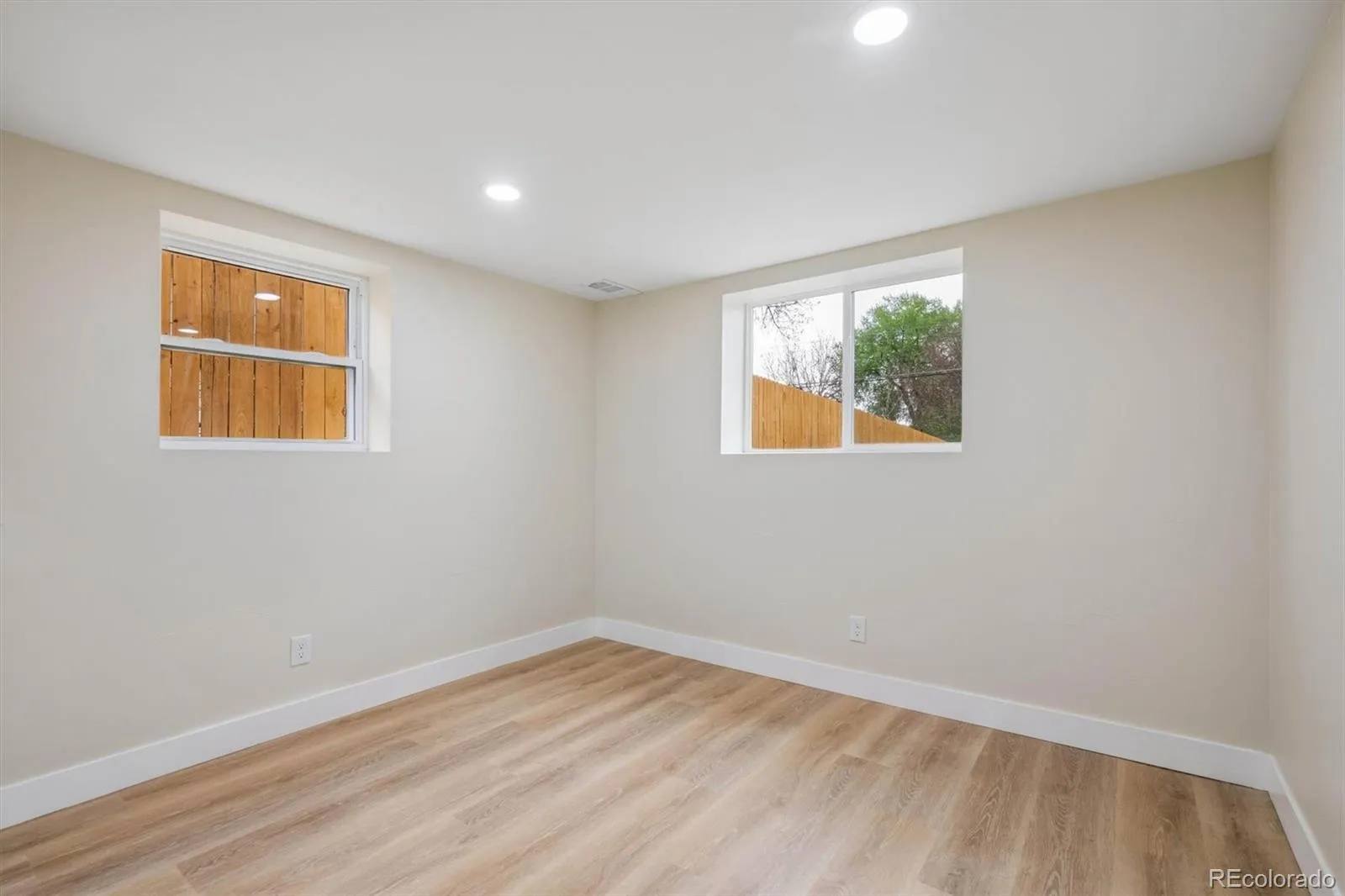 1972 S Wolcott Court Denver CO 80219 MLS #REC8041522 05132026210753 1600 22