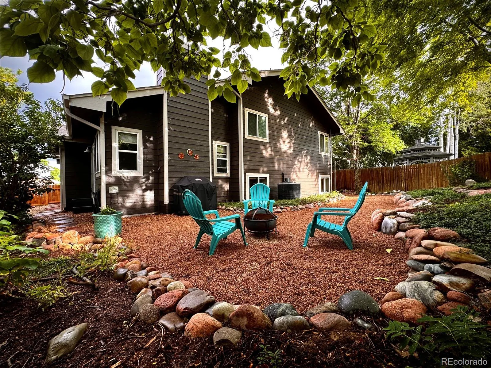 812 Brookside Drive Longmont CO 80504 MLS #REC8041764 05212026190639 1600 26