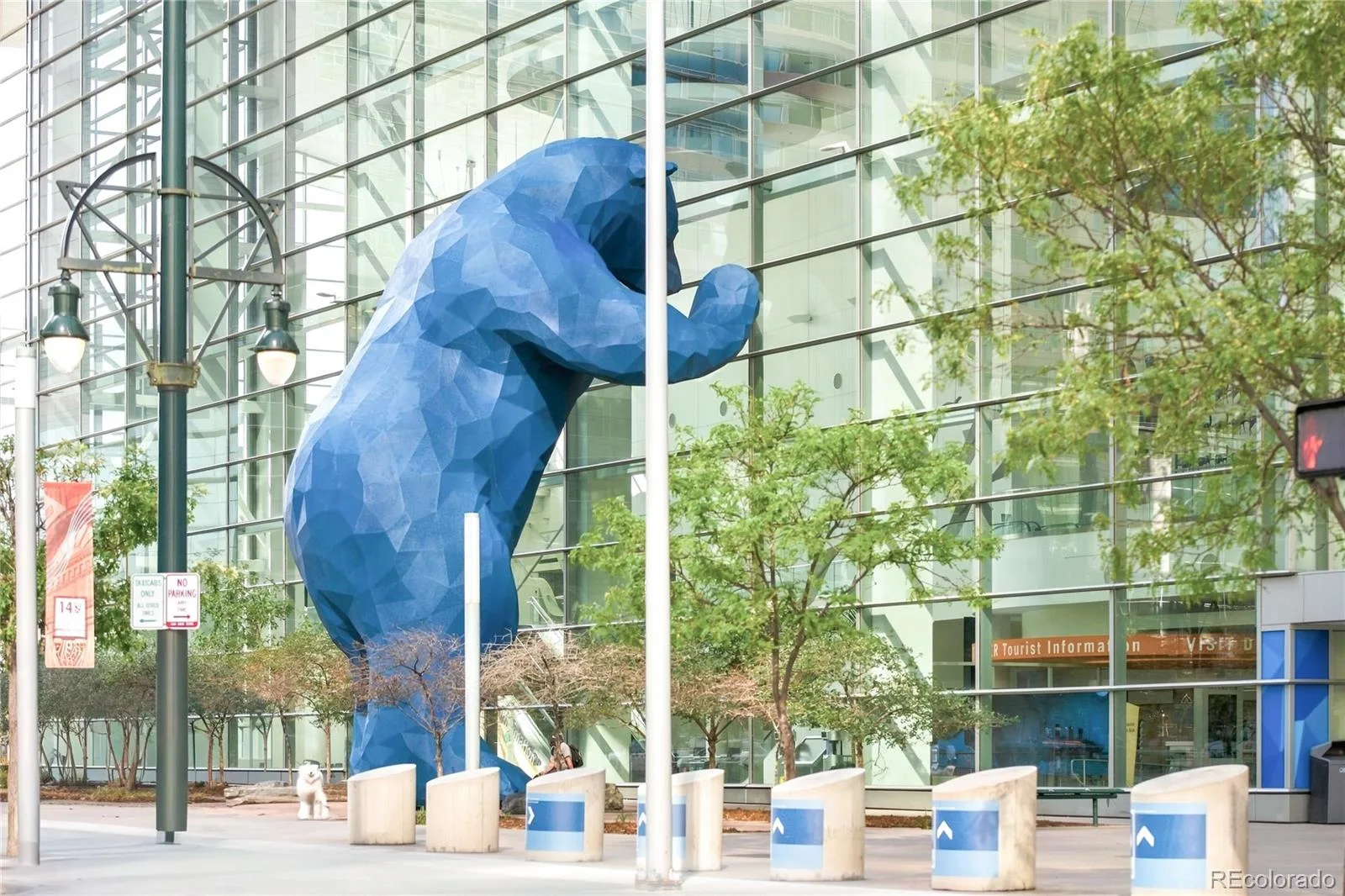 1625 Larimer Street #1705 Denver CO 80202 | MLS #REC8043886 08212026184939 1600 37