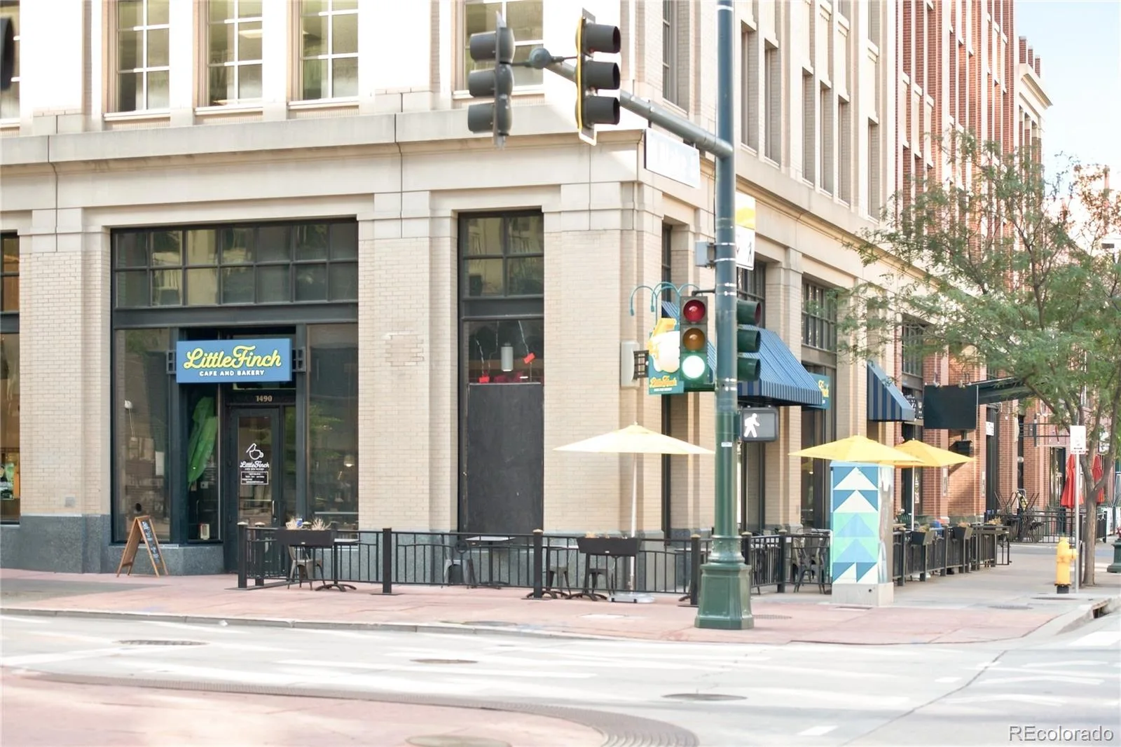 1625 Larimer Street #1705 Denver CO 80202 | MLS #REC8043886 08212026184939 1600 39