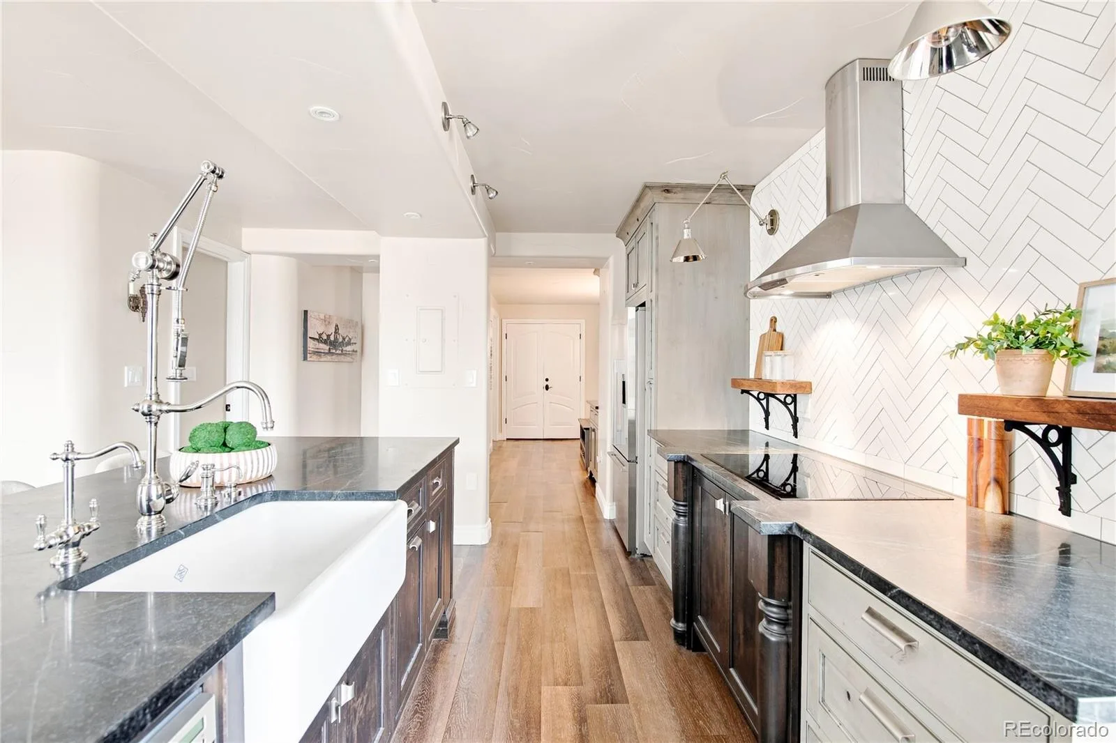 1625 Larimer Street #1705 Denver CO 80202 | MLS #REC8043886 08212026184939 1600 8
