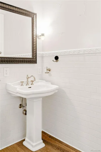 1625 Larimer Street #1705 Denver CO 80202 | MLS #REC8043886 08212026184939 800 16