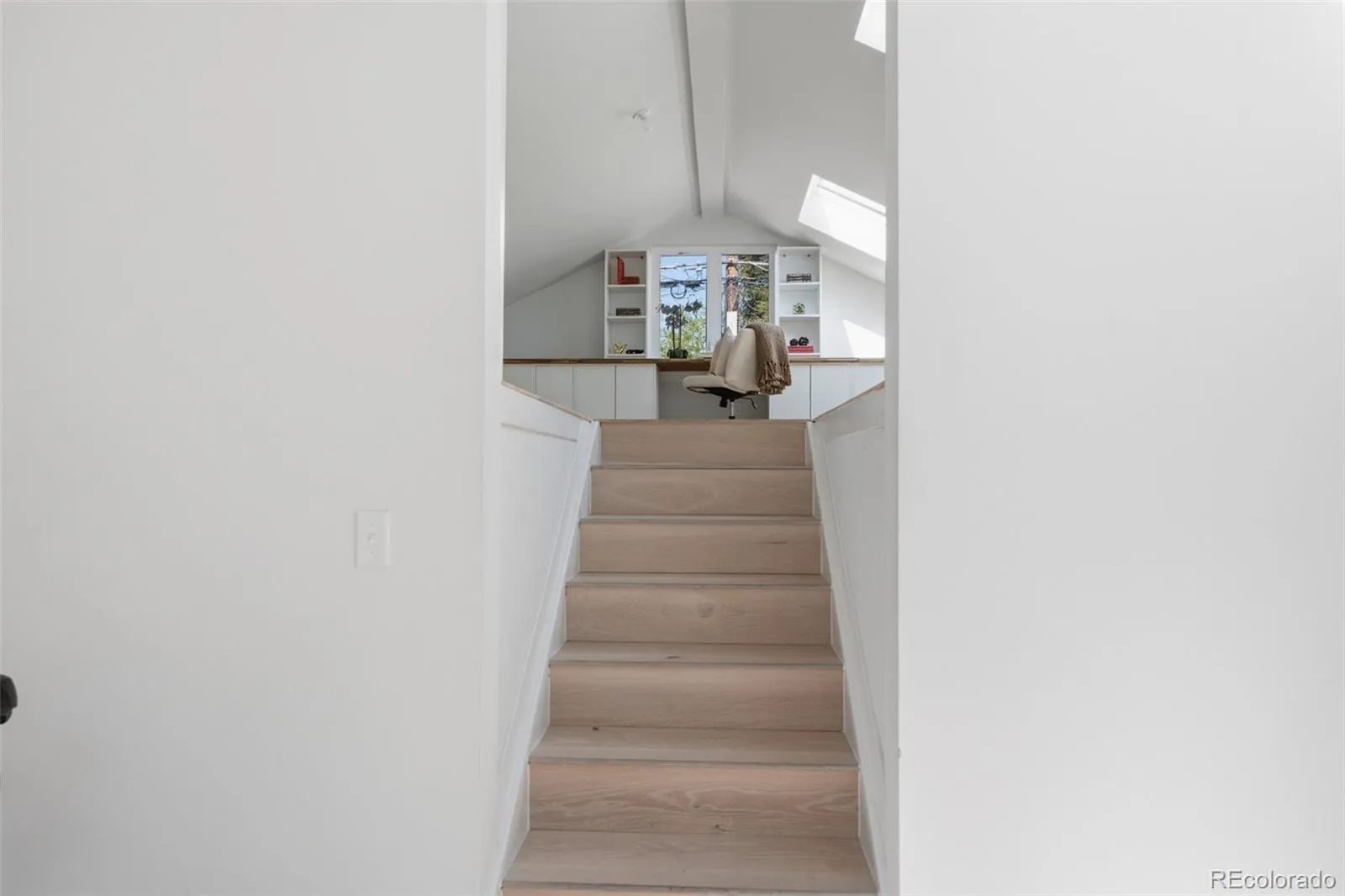 649 S Ogden Street Denver CO 80209 MLS #REC8045790 05182026194504 1600 23