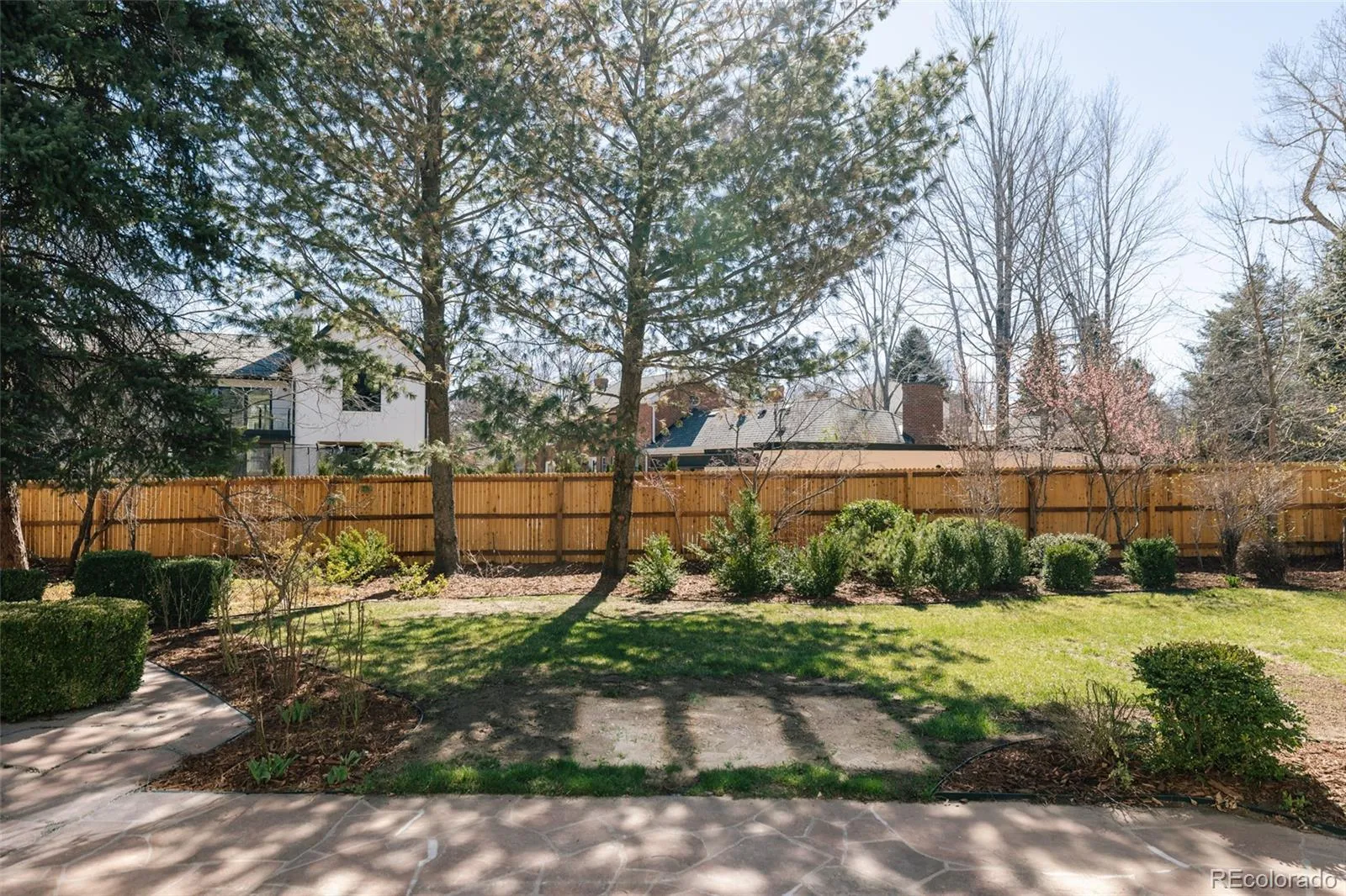 04102026130237 1600 40