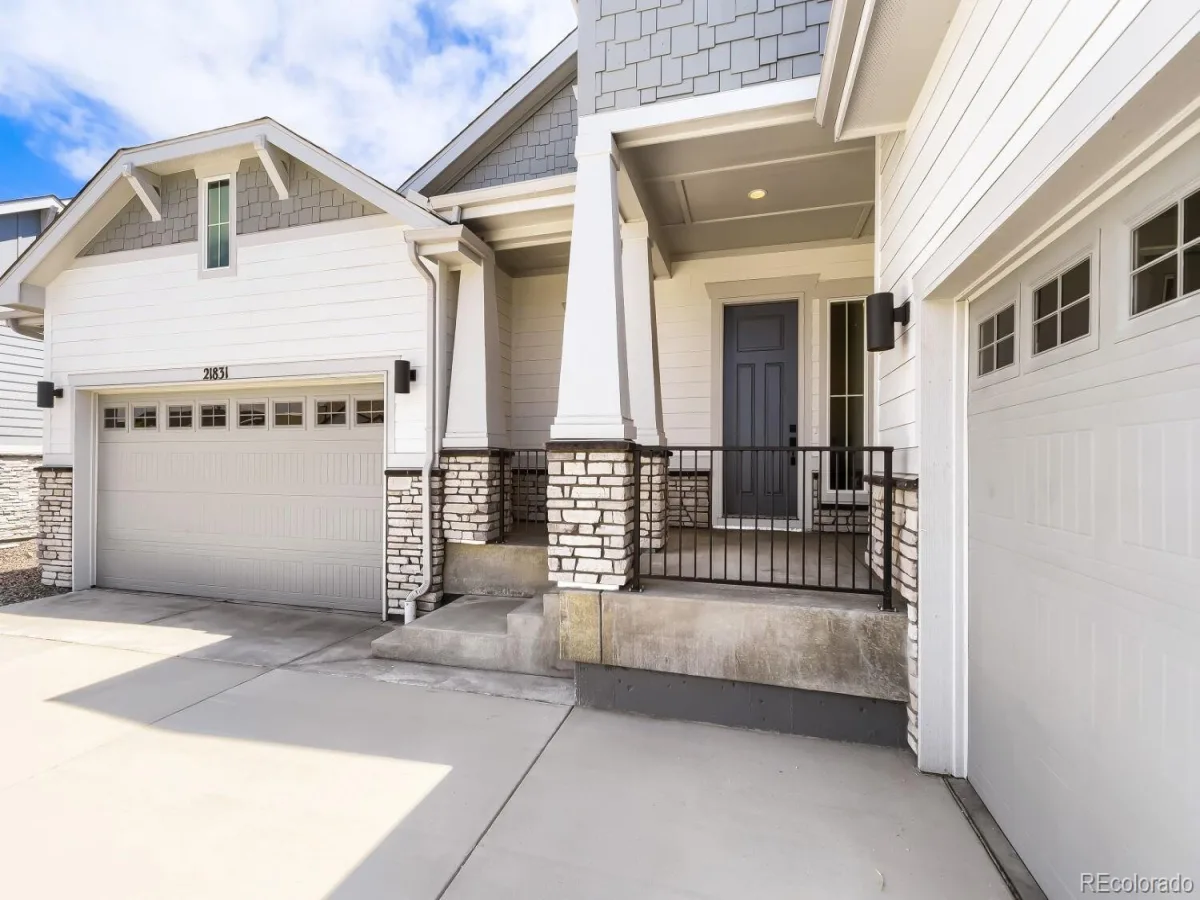21831 E Tansy Place Aurora CO 80016 MLS #REC8046606 06102026180407 1200 25