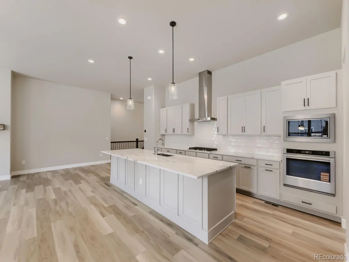 21831 E Tansy Place Aurora CO 80016 MLS #REC8046606 06102026180407 1200 6