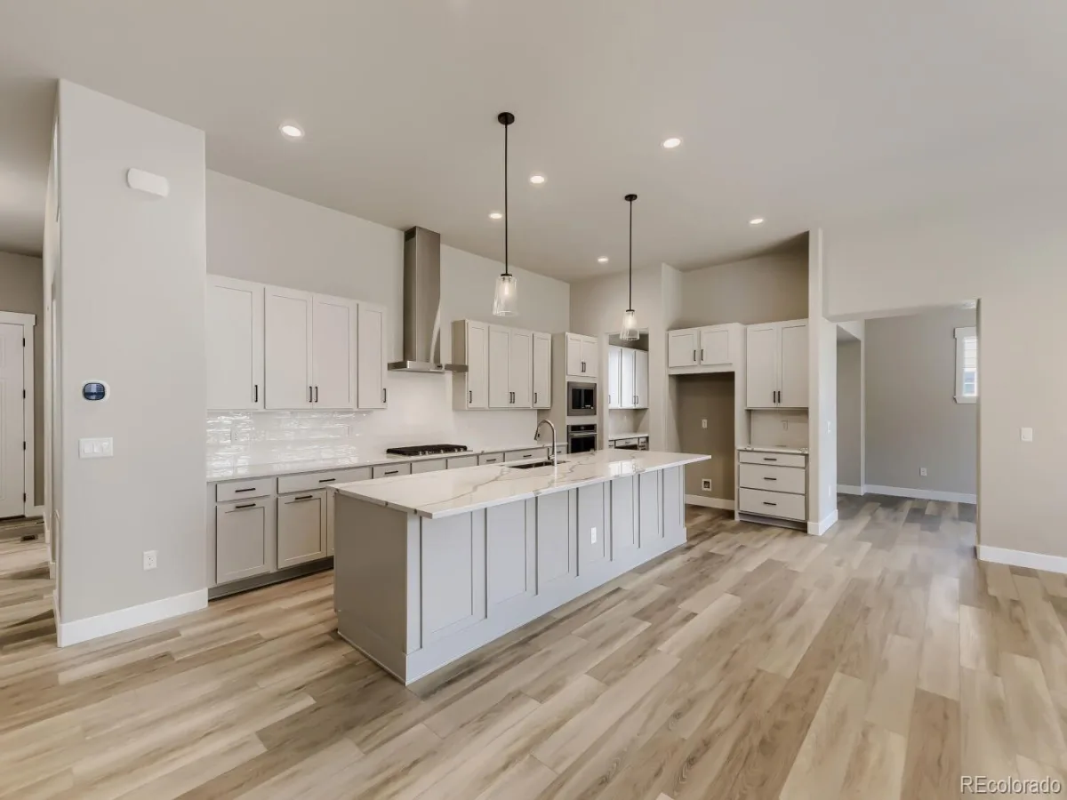 21831 E Tansy Place Aurora CO 80016 MLS #REC8046606 06102026180407 1200 7