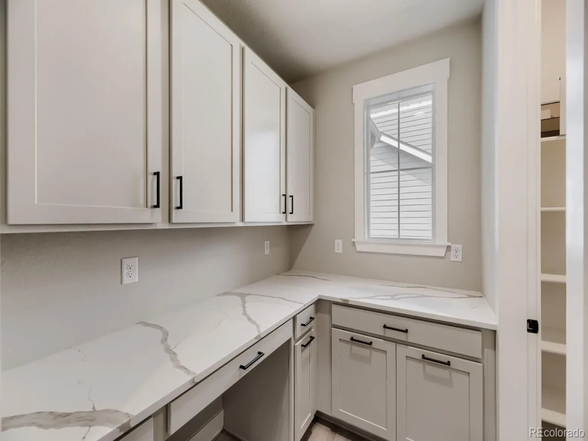 21831 E Tansy Place Aurora CO 80016 MLS #REC8046606 06102026180407 1200 9