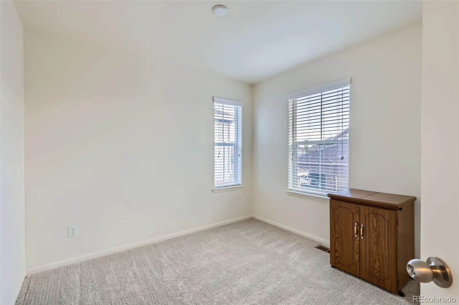 14641 E Poundstone Drive Aurora CO 80015 MLS #REC8047768 04232026205036 1600 10