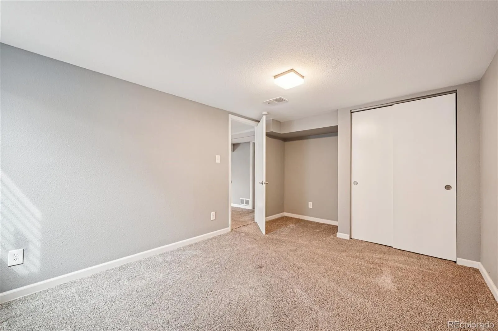 04042026005759 1600 18