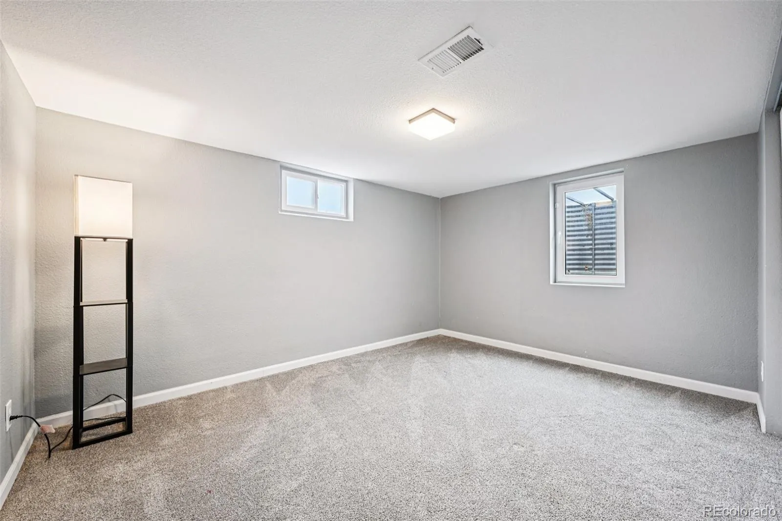 04042026005759 1600 19