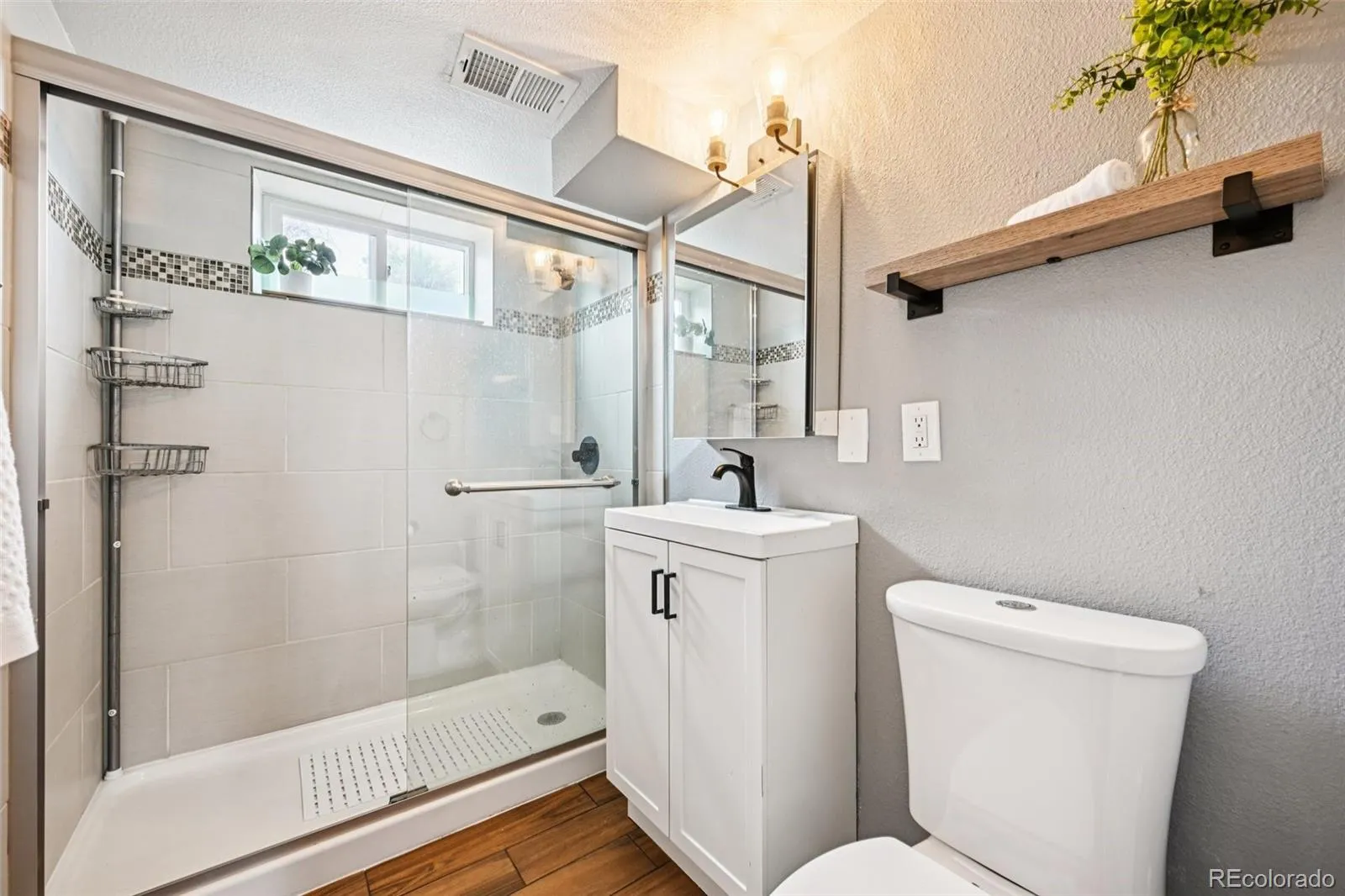 04042026005759 1600 20