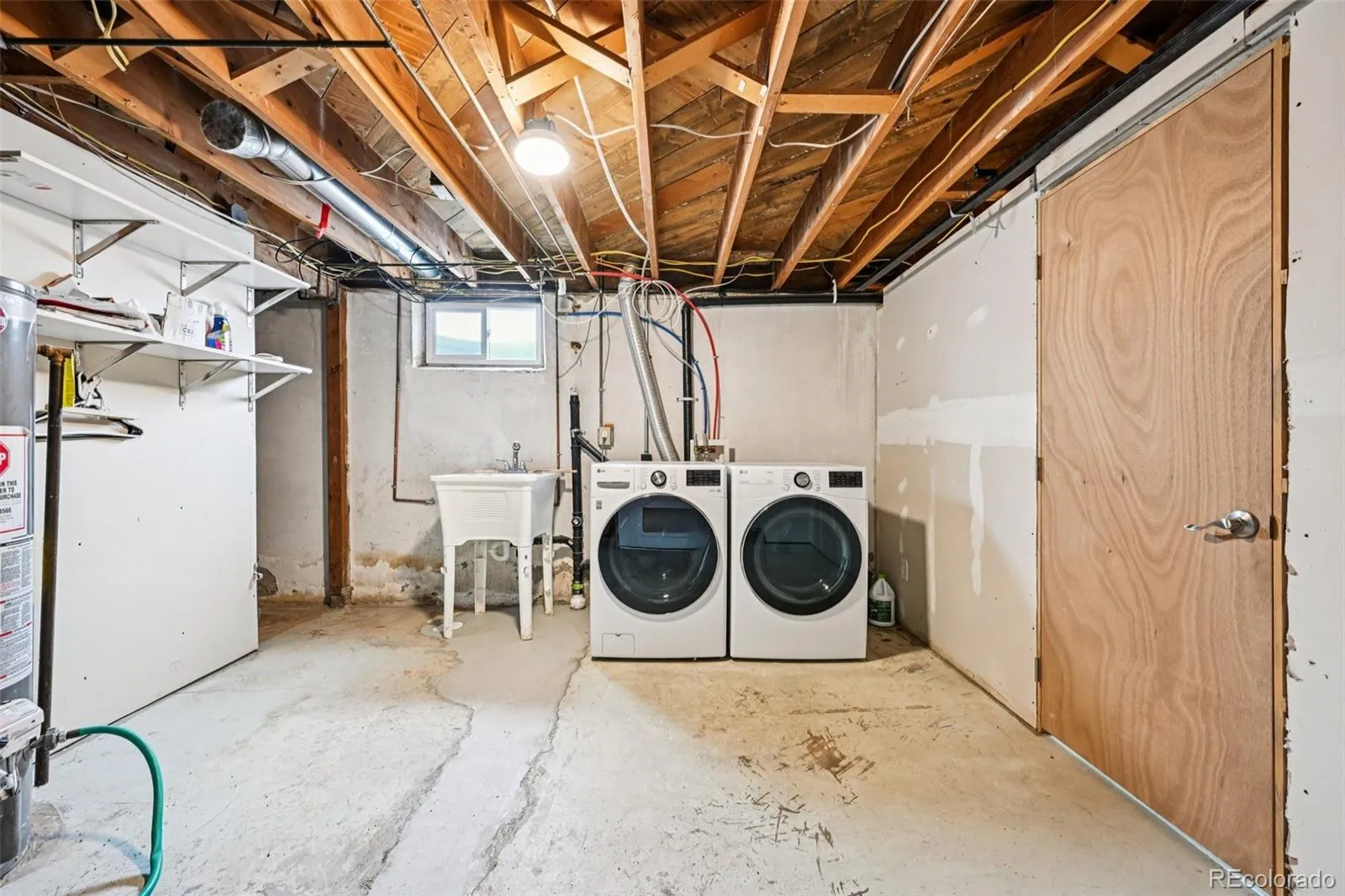 04042026005759 1600 22