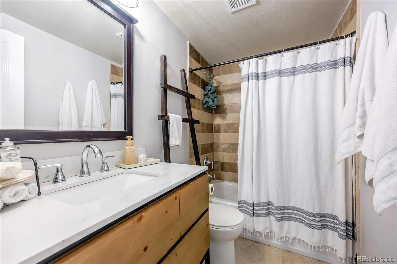 1332 N Williams Street #202 Denver CO 80218 MLS #REC8050541 05202026143552 1600 9