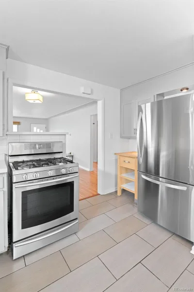 576 S Grant Street Denver CO 80209 MLS #REC8051611 05292026181801 800 14