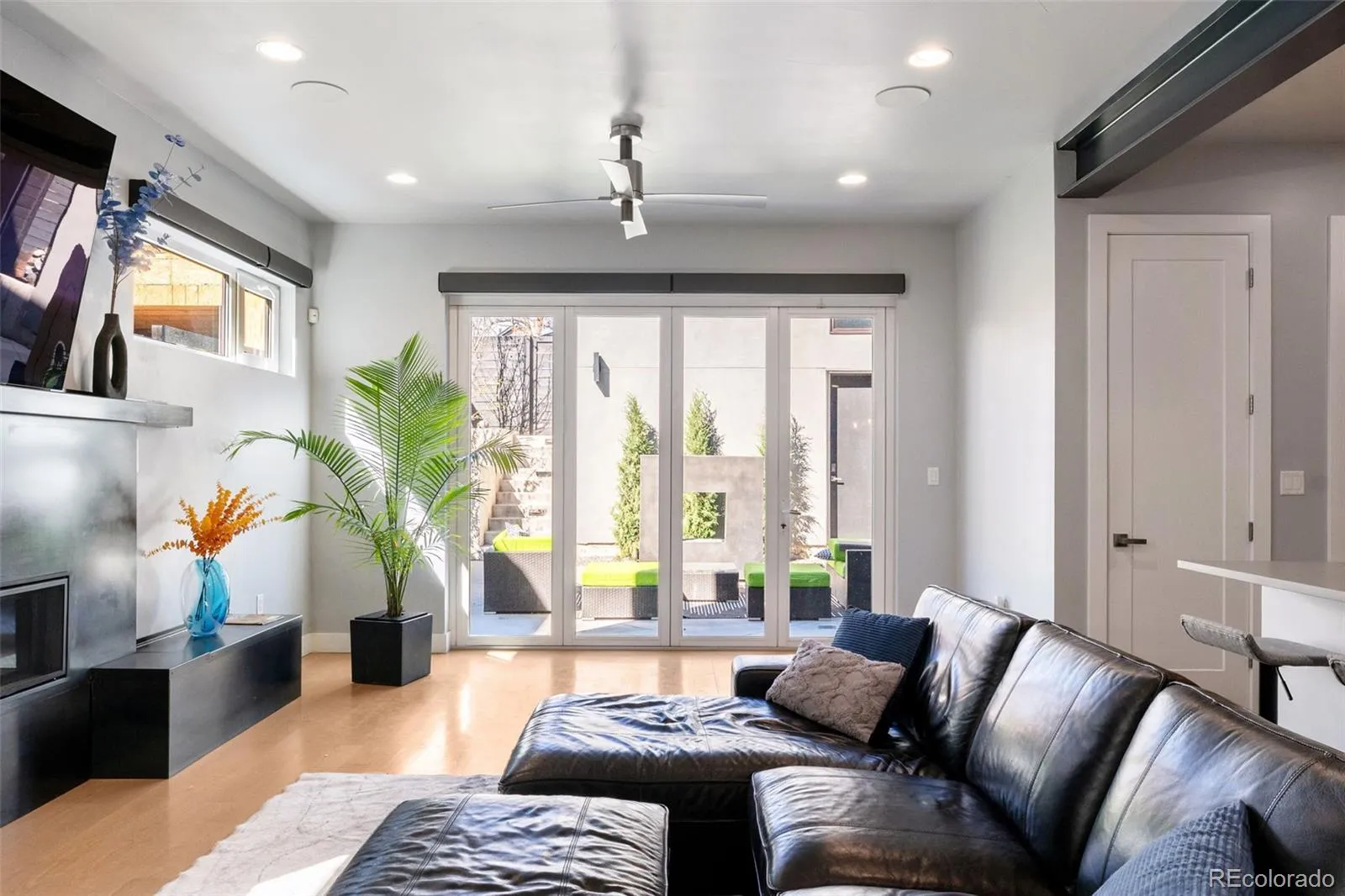 04162026143747 1600 4